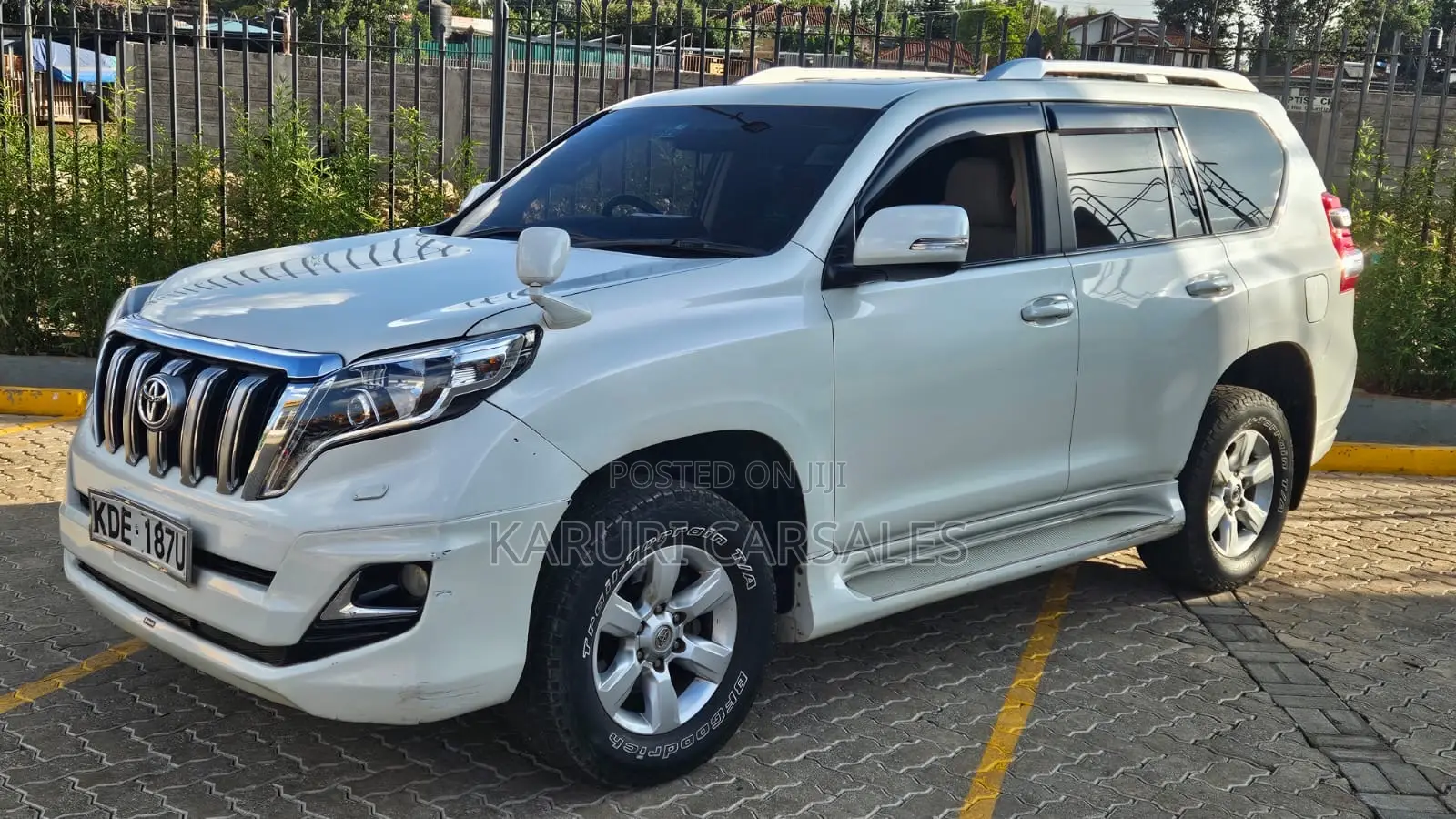 Toyota Land Cruiser Prado 2014 White