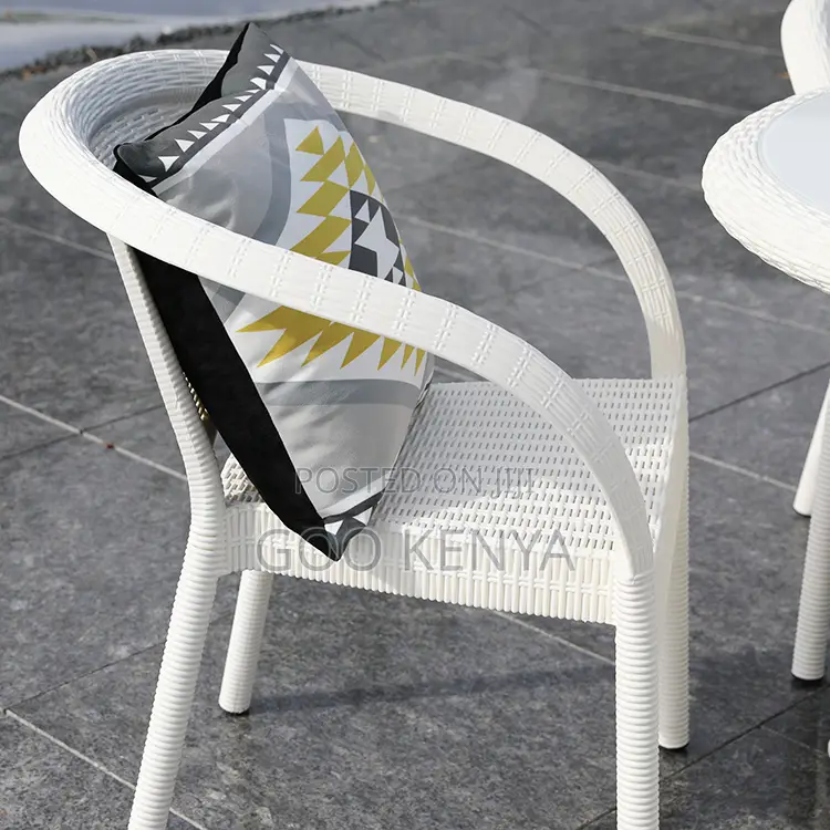 Outdoor Set; Luxury Outdoor Round Glass Dining Table Set