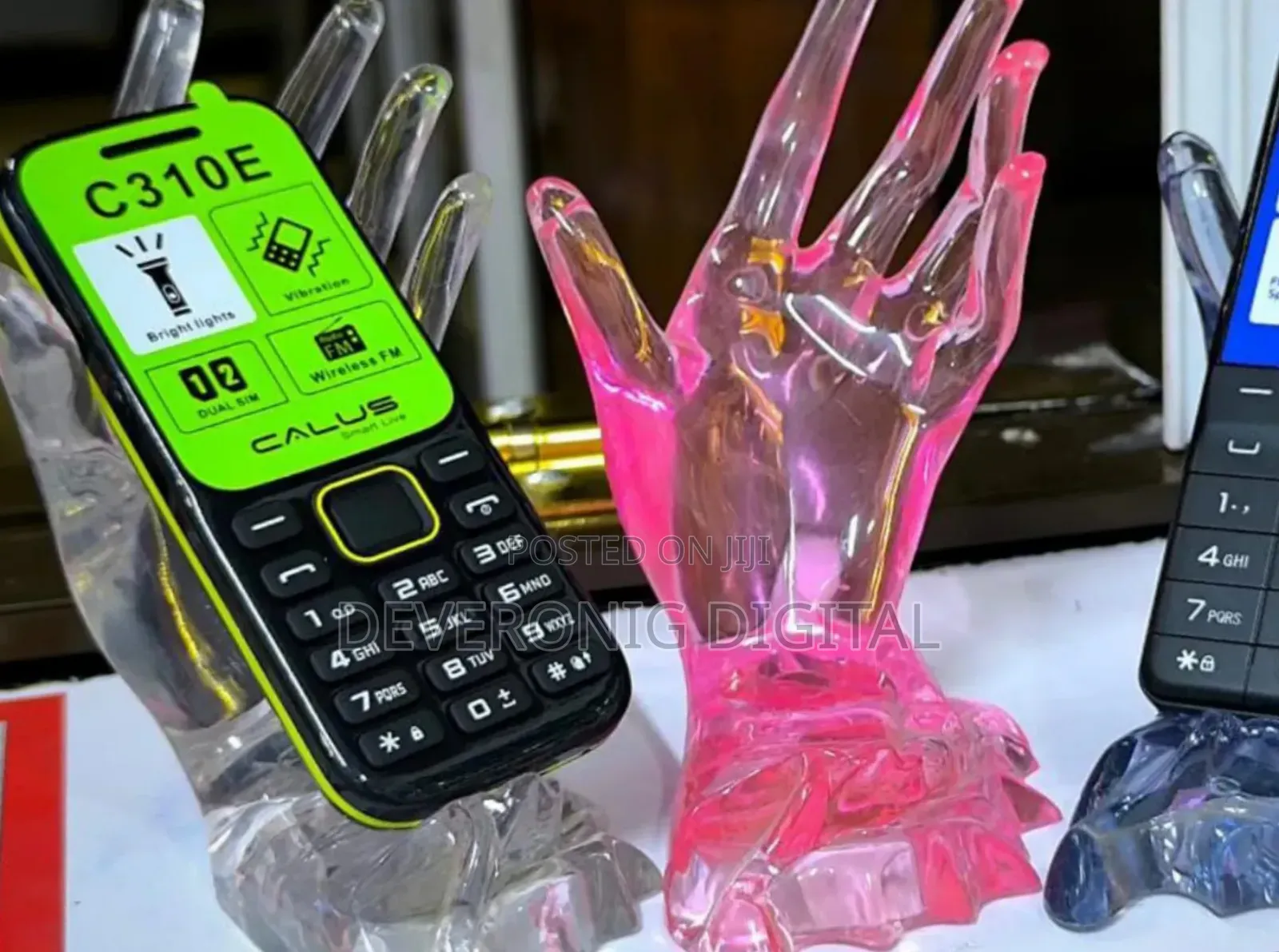 *Hand Phone Stand