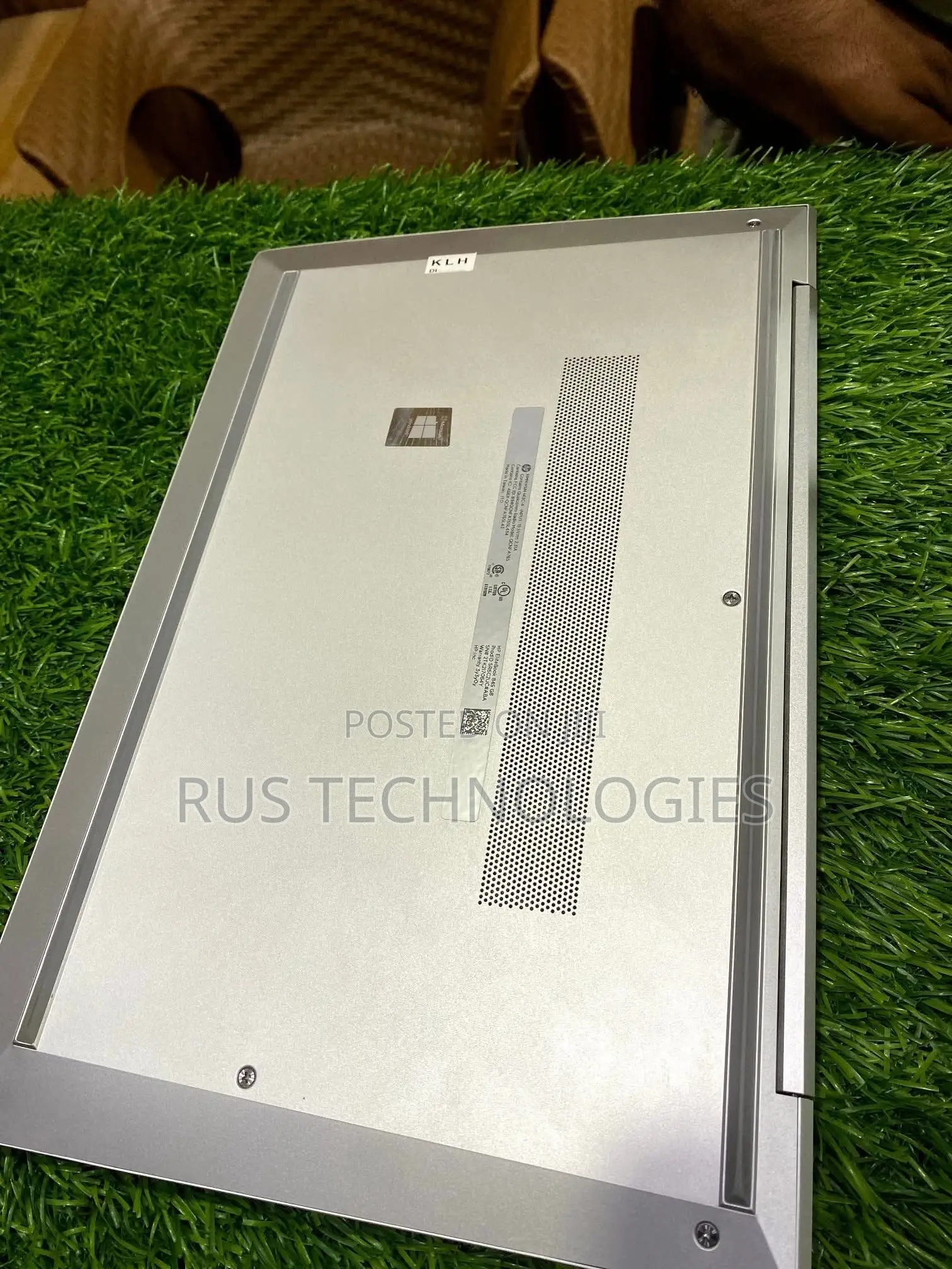 Laptop HP EliteBook 845 G7 16GB AMD Ryzen 7 SSD 256GB
