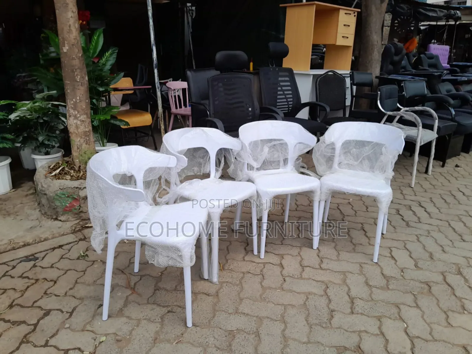 Stackable Plastic Cafe Chair