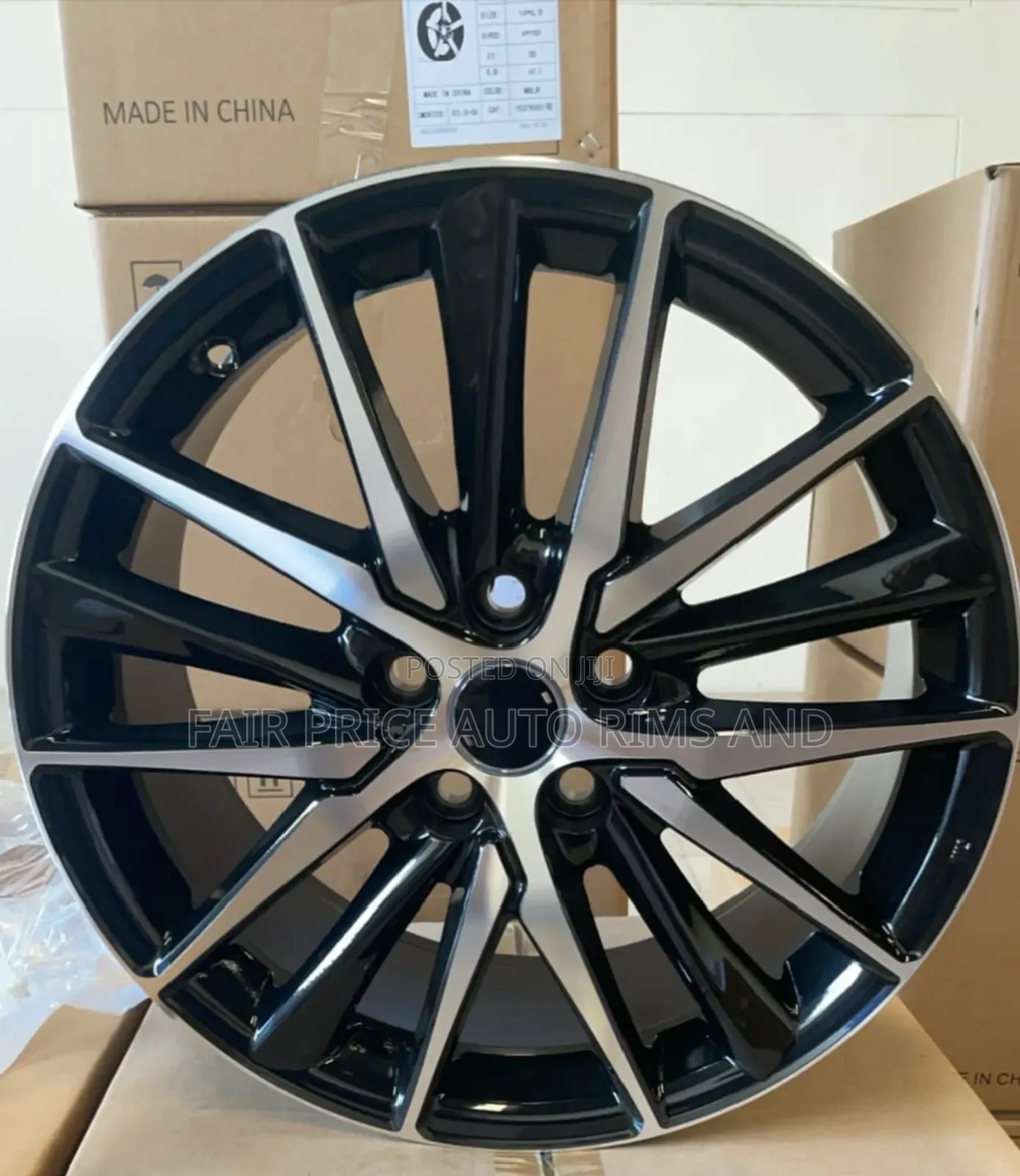 Size 18/5 Holes Black With Silver Sports Rims