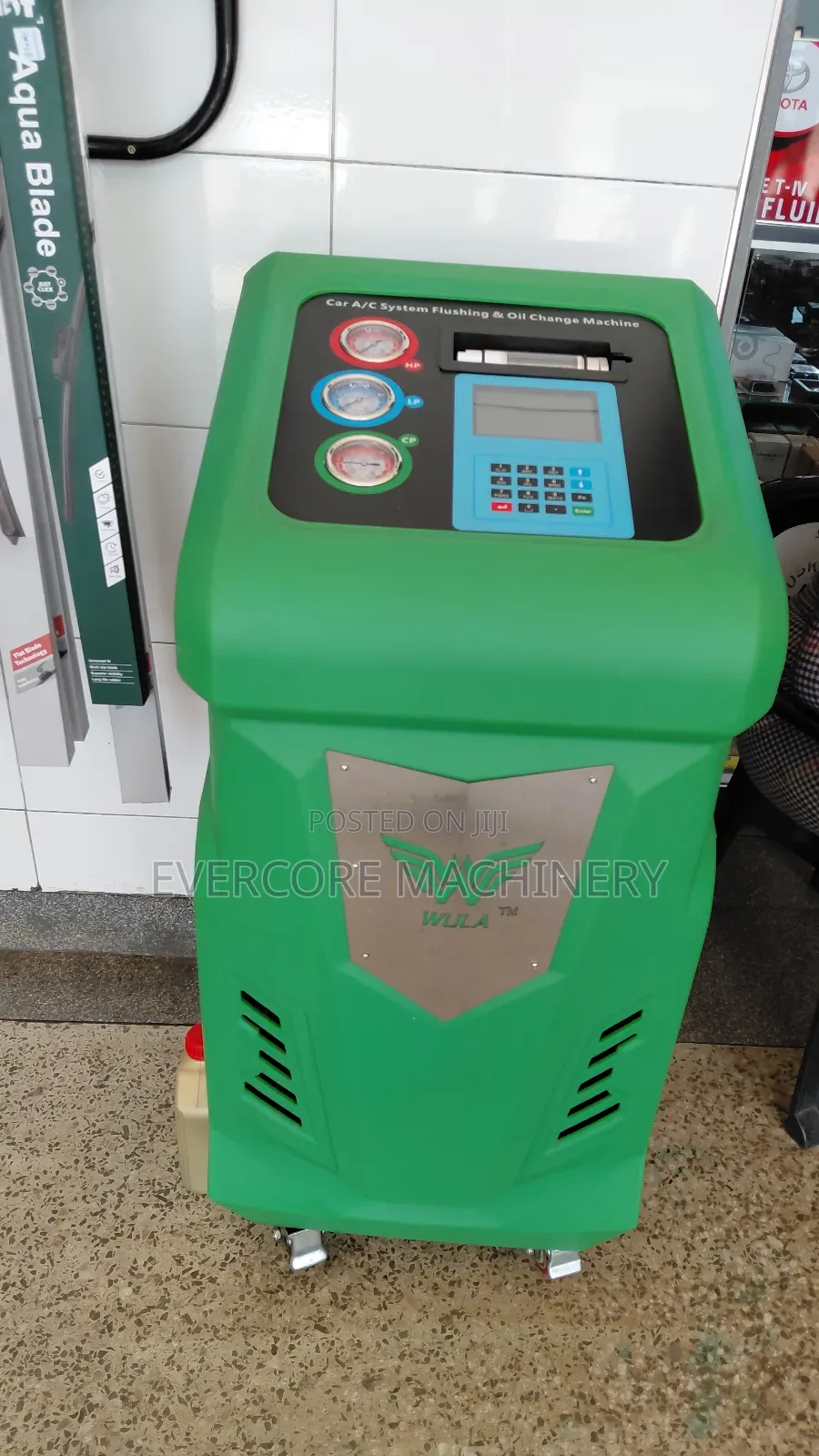 Commercial a/C System Flushing and Oil Change Machine New Model.