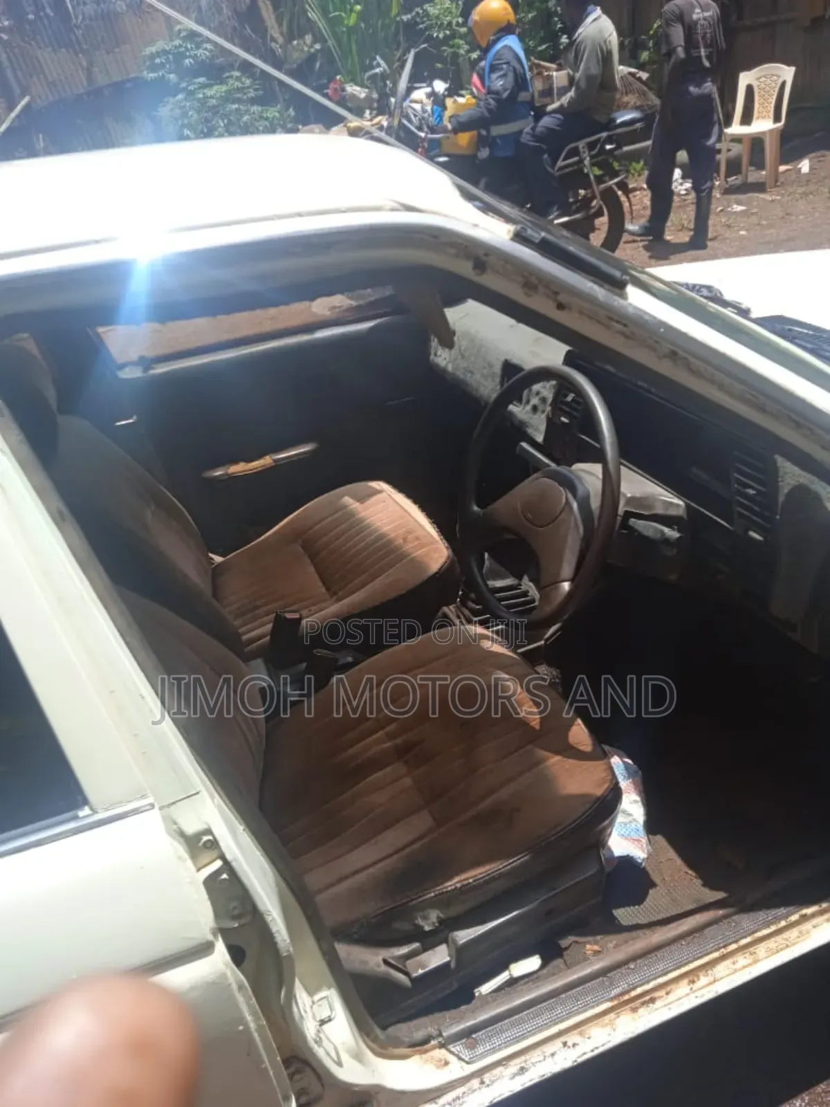 Nissan Sunny 1992 White