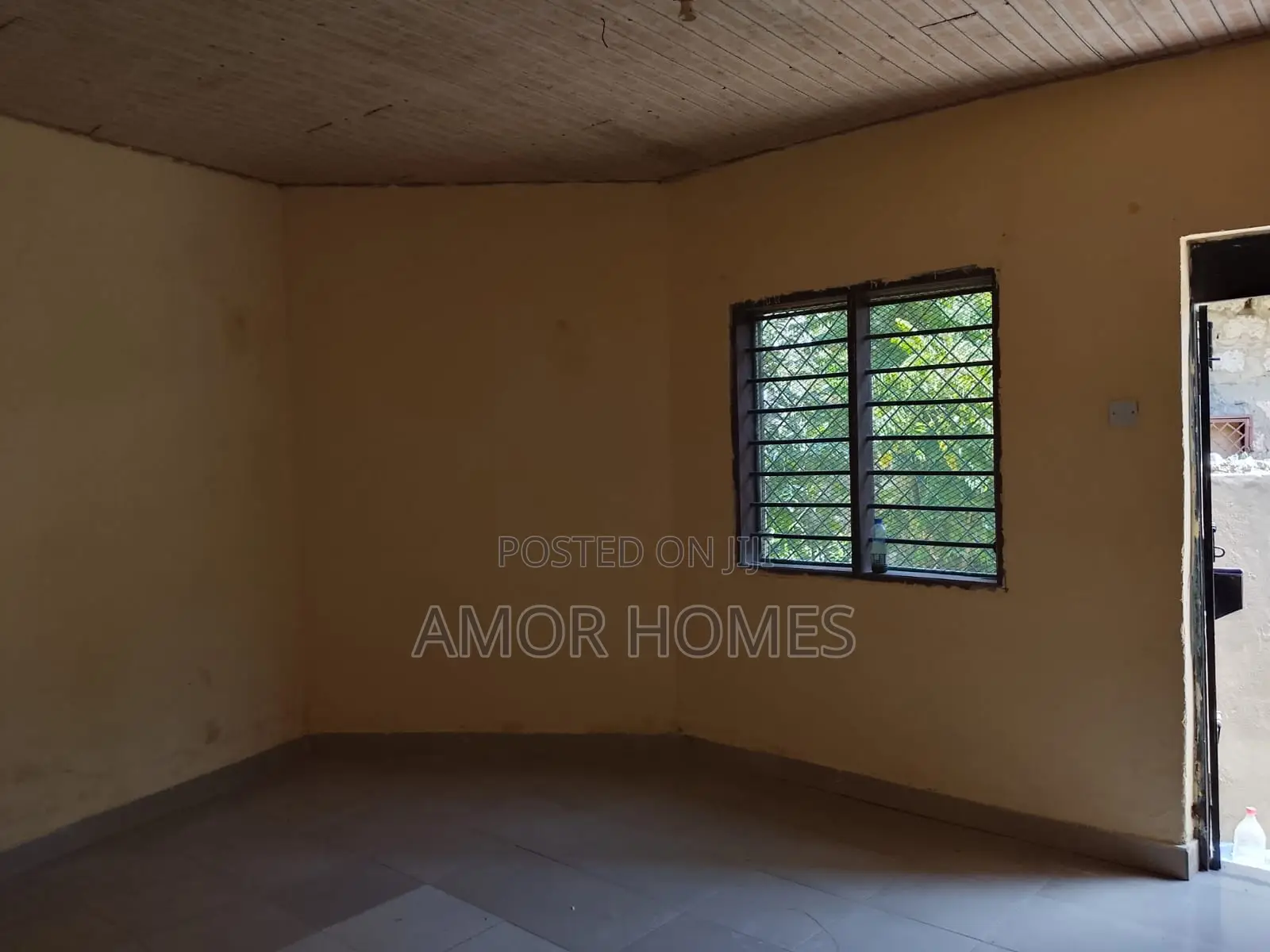 1bdrm Bedsitter in Kiembeni for rent