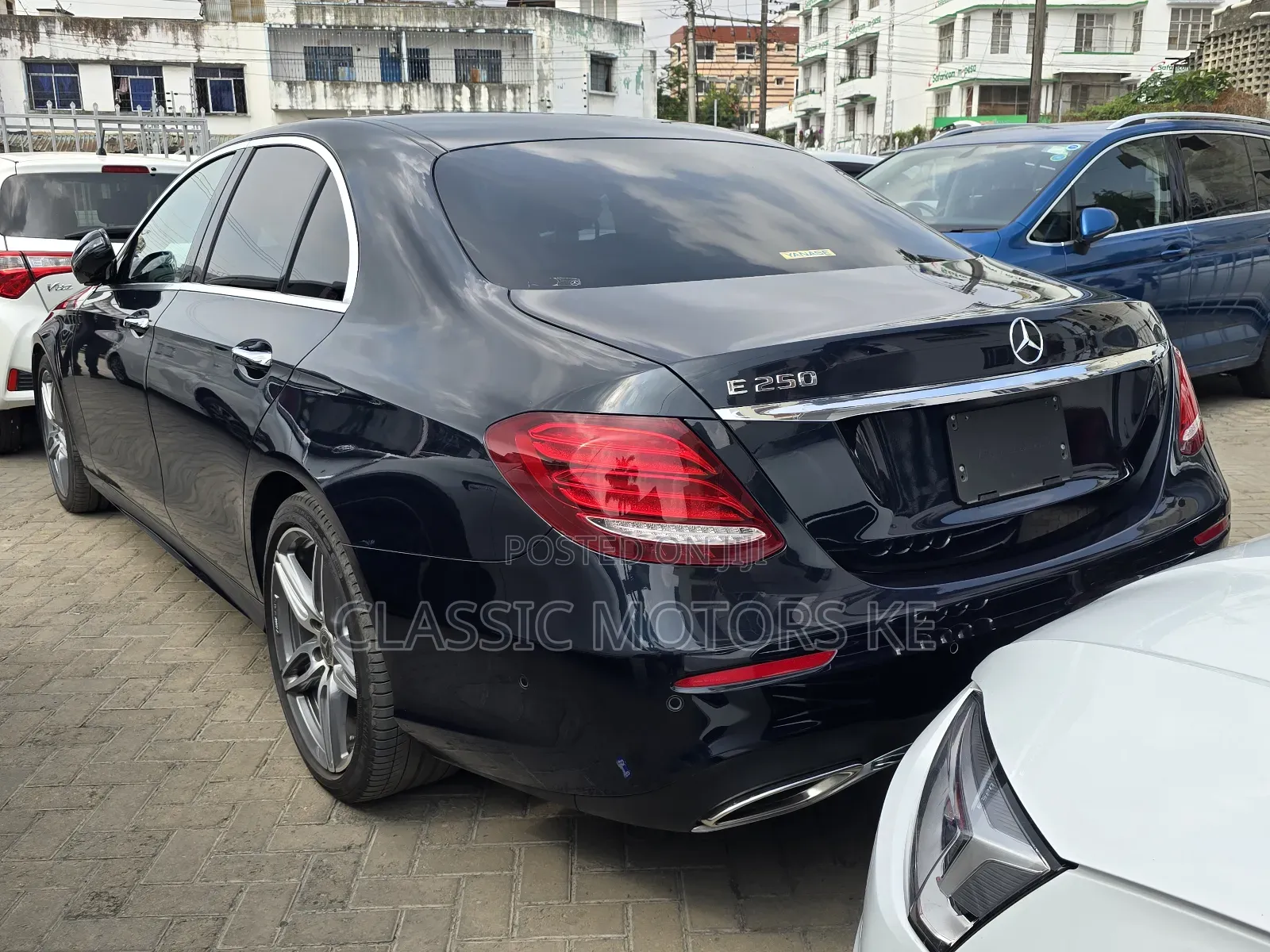 Mercedes-Benz E250 2019 Blue