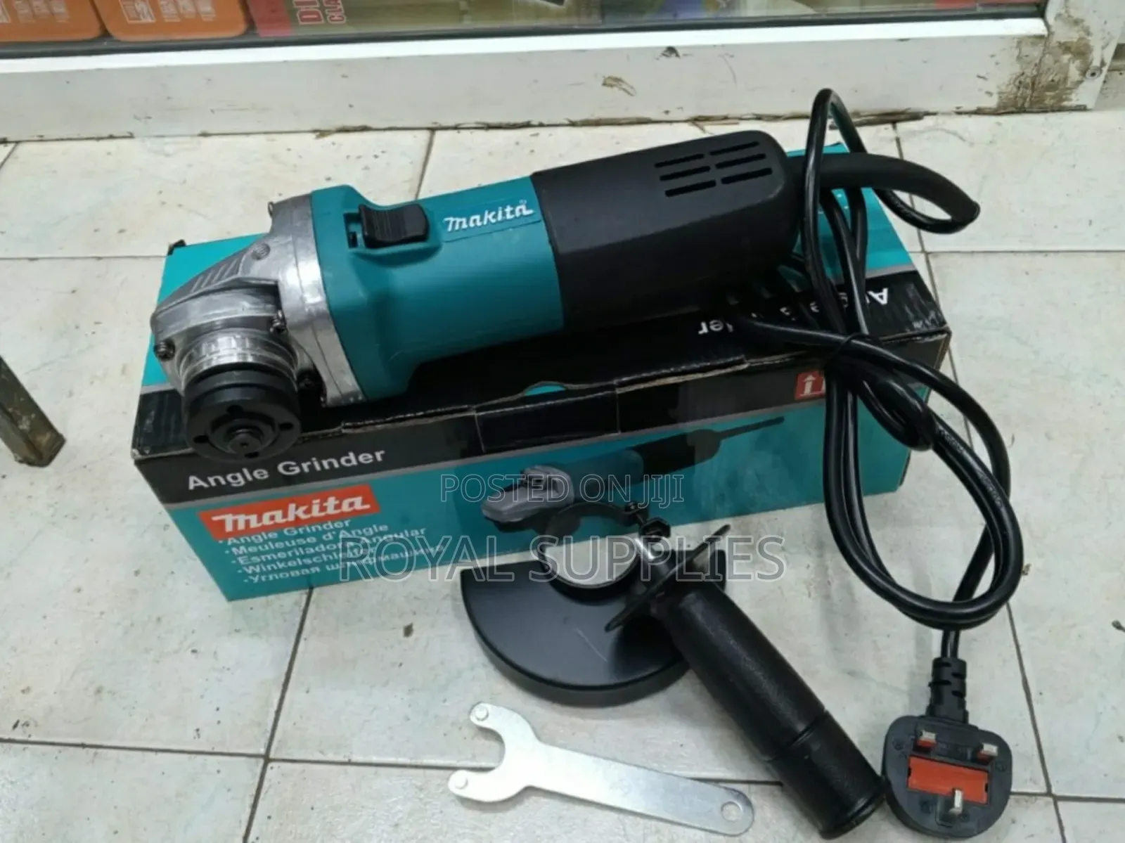 Makita 4 Inch Angle Grinder