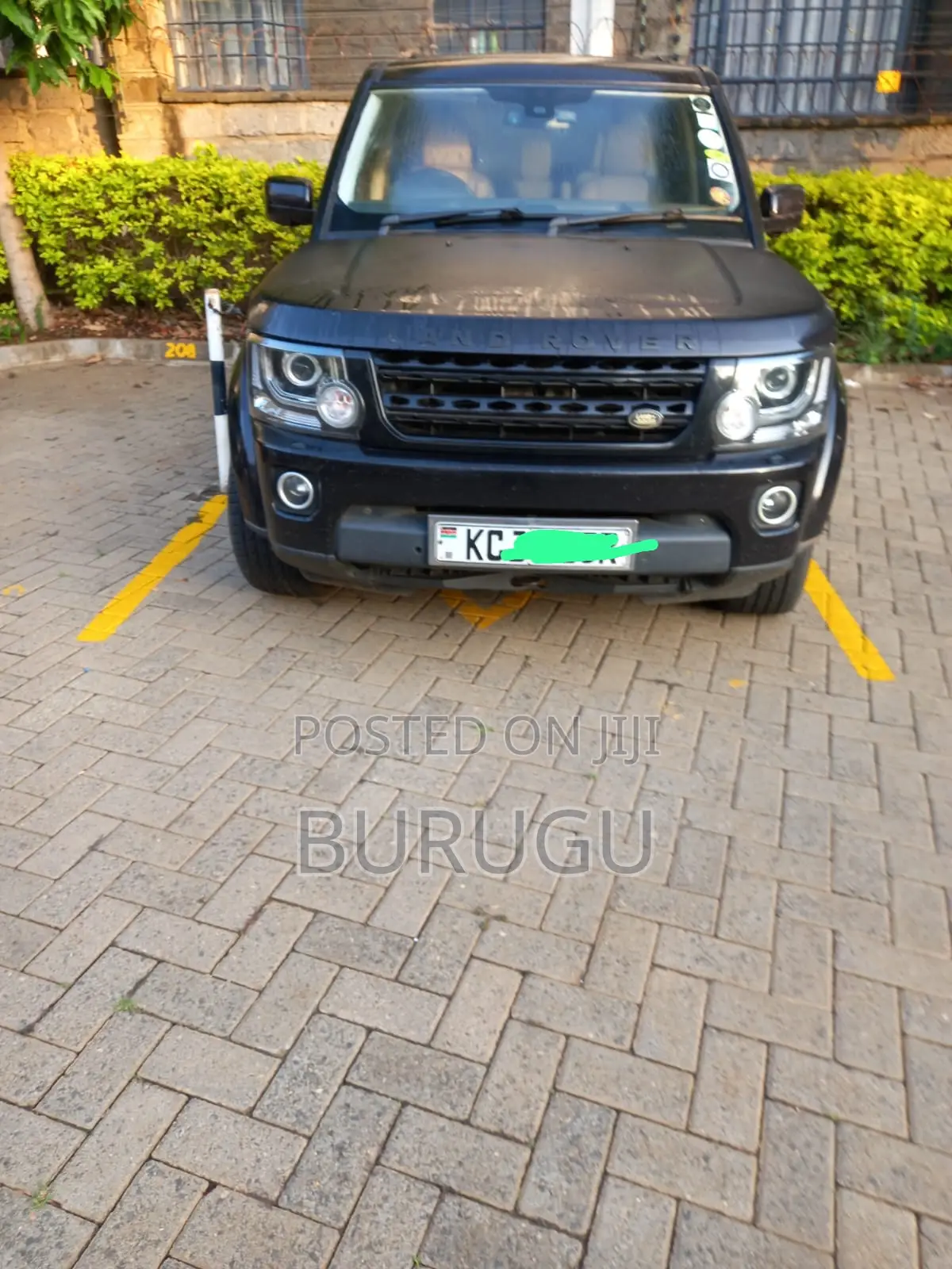 Land Rover Discovery 2009 Black