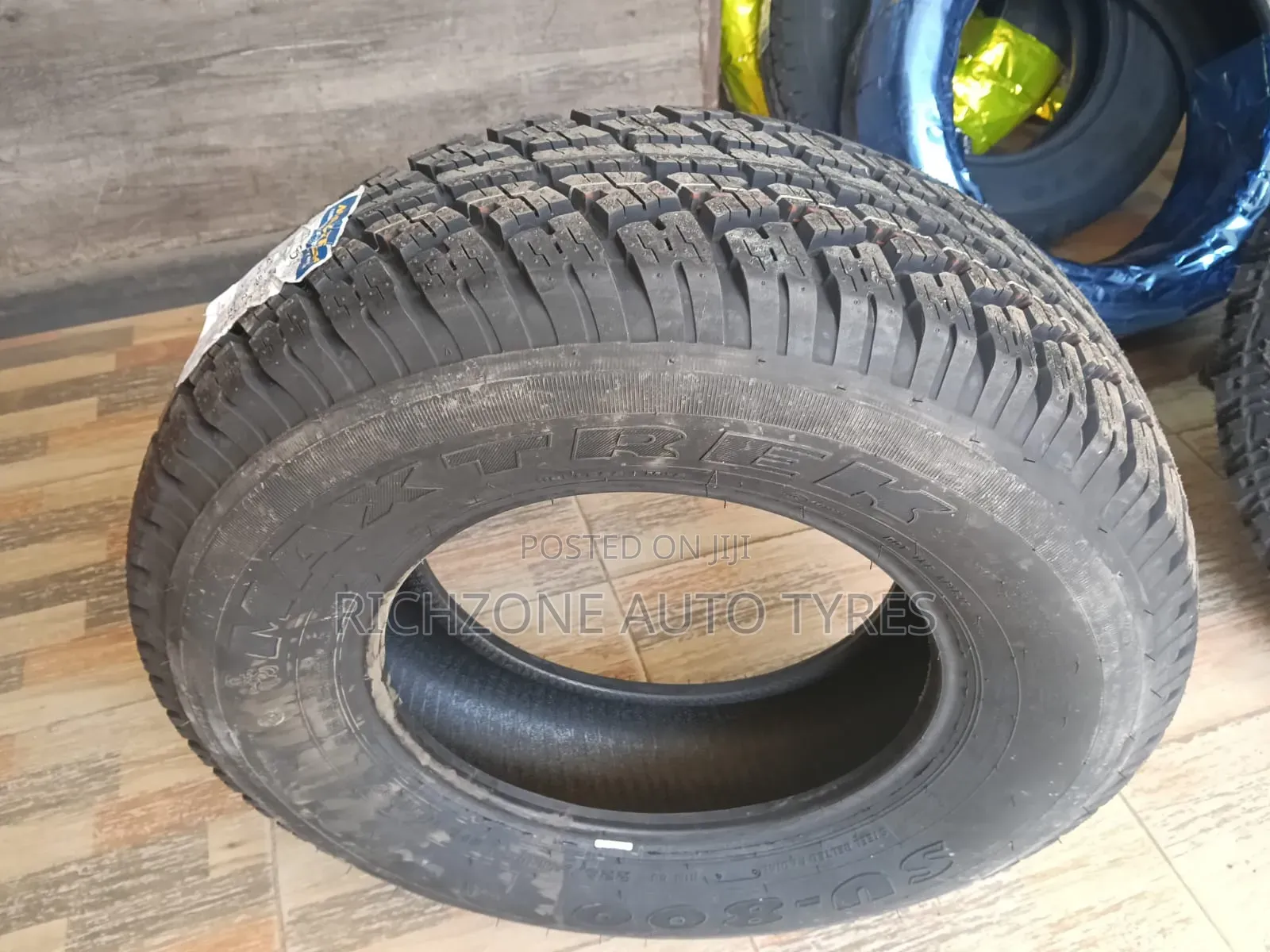 Maxtrek 225/75r15