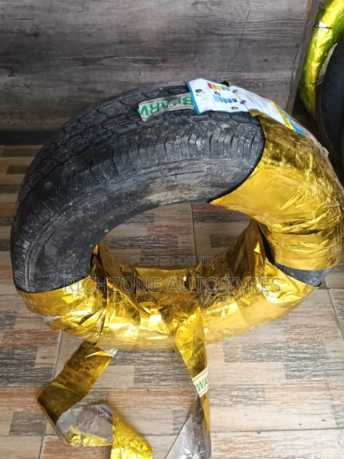 Bearway 215/70r16