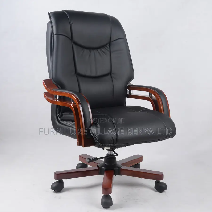 Office Chair; Black Leather Executive Office Chair