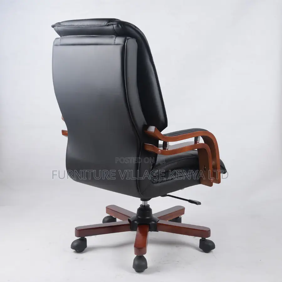 Office Chair; Black Leather Executive Office Chair