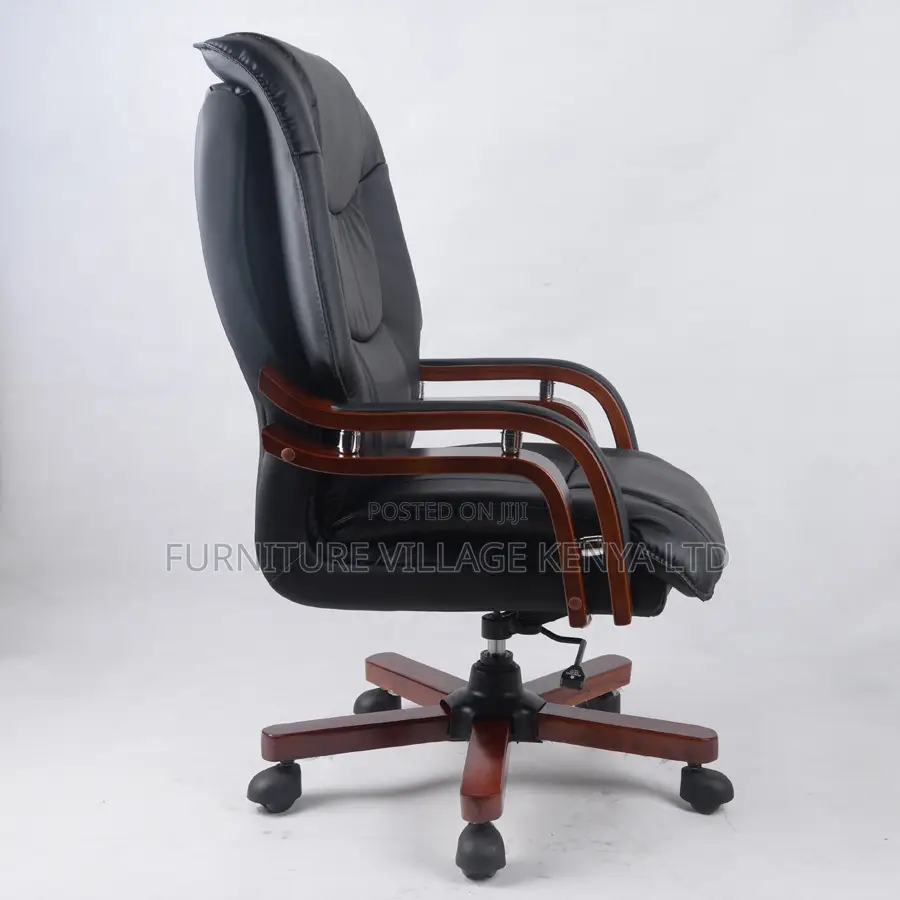 Office Chair; Black Leather Executive Office Chair
