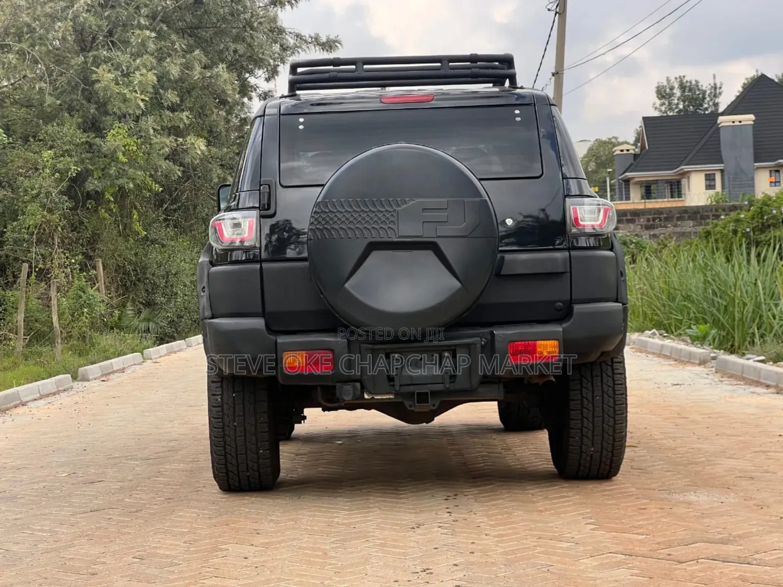 Toyota FJ Cruiser 4x4 Automatic 2012 Black