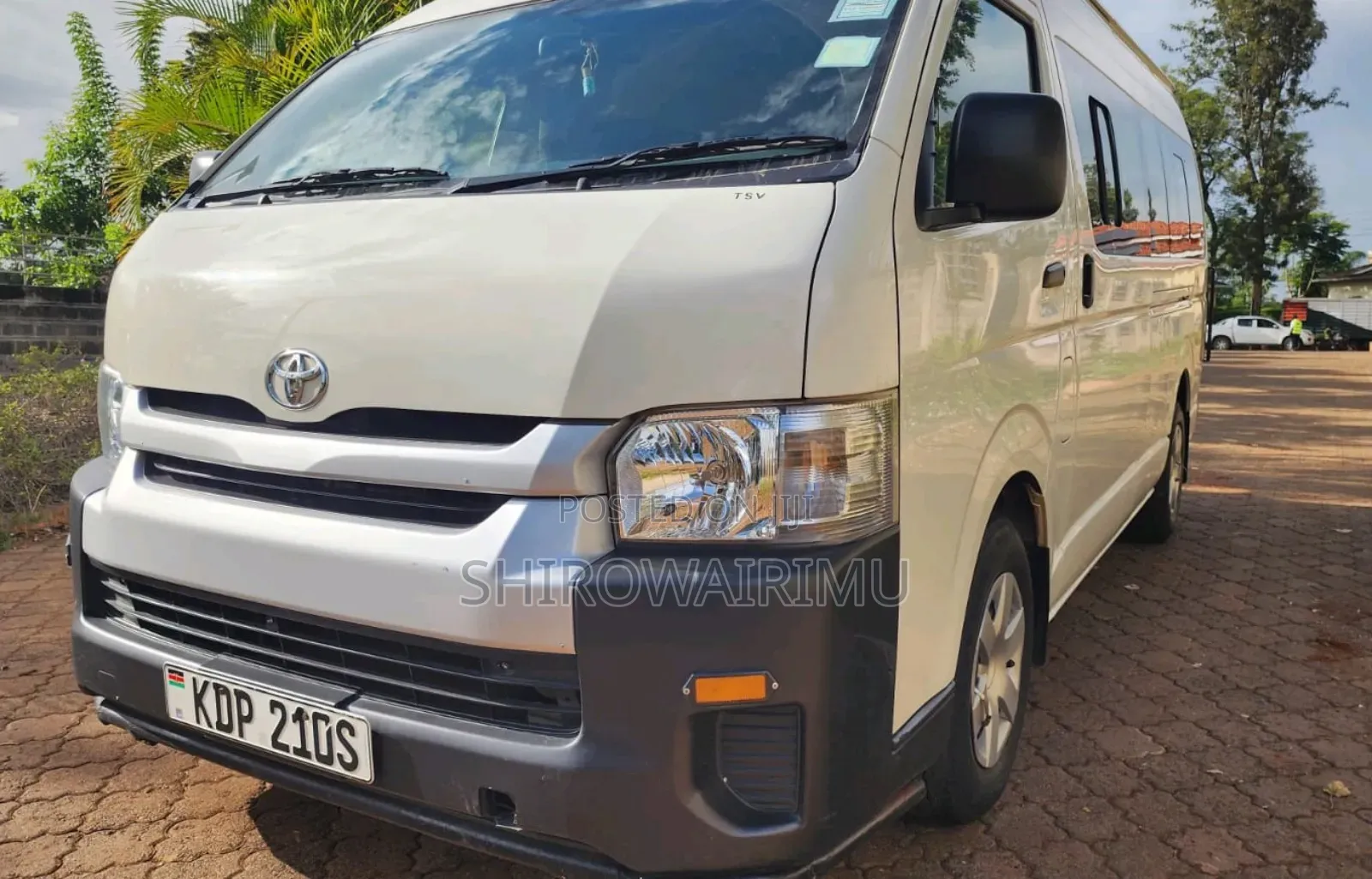 Toyota HiAce 2023 White