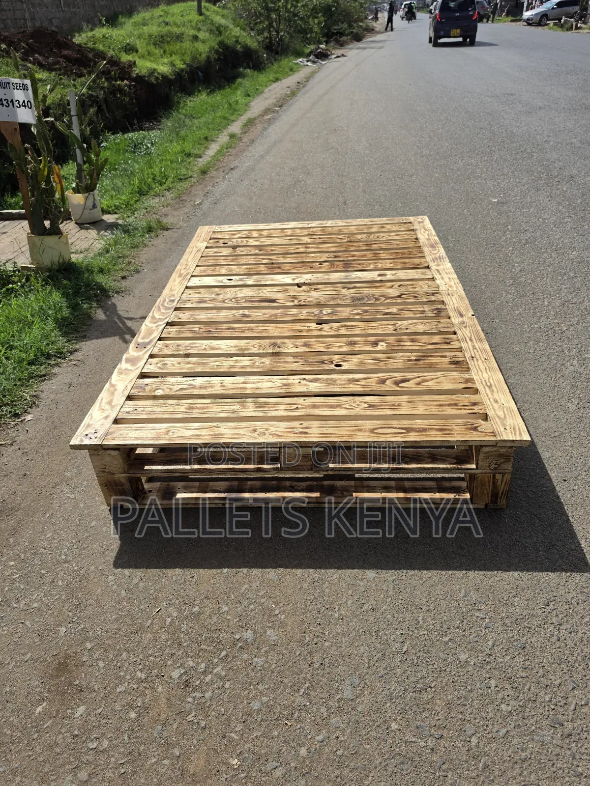 4by6 Durable Blazed Wooden Pallet Bed-Rustic Finish. 14