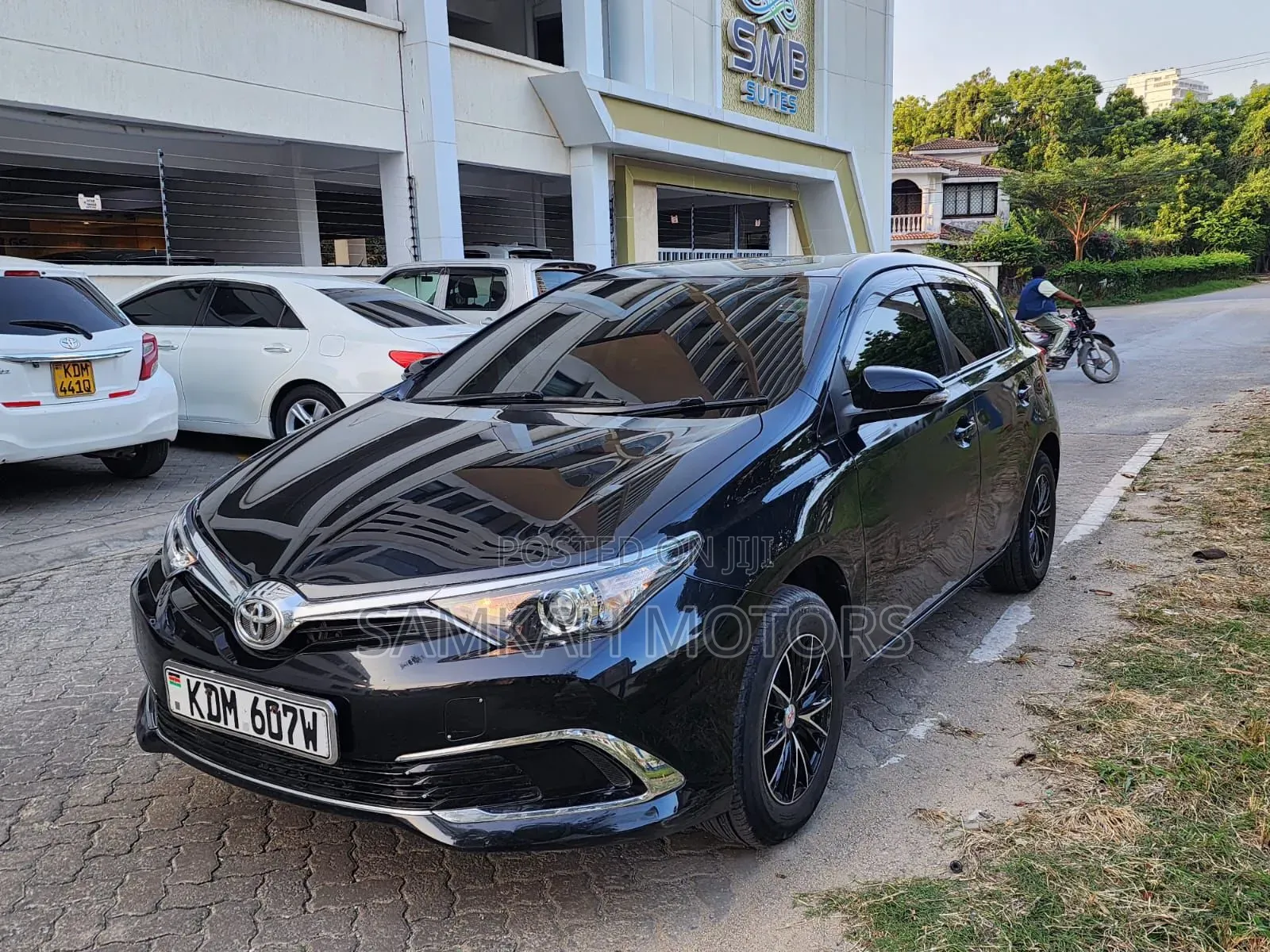 Toyota Auris 2017 Black
