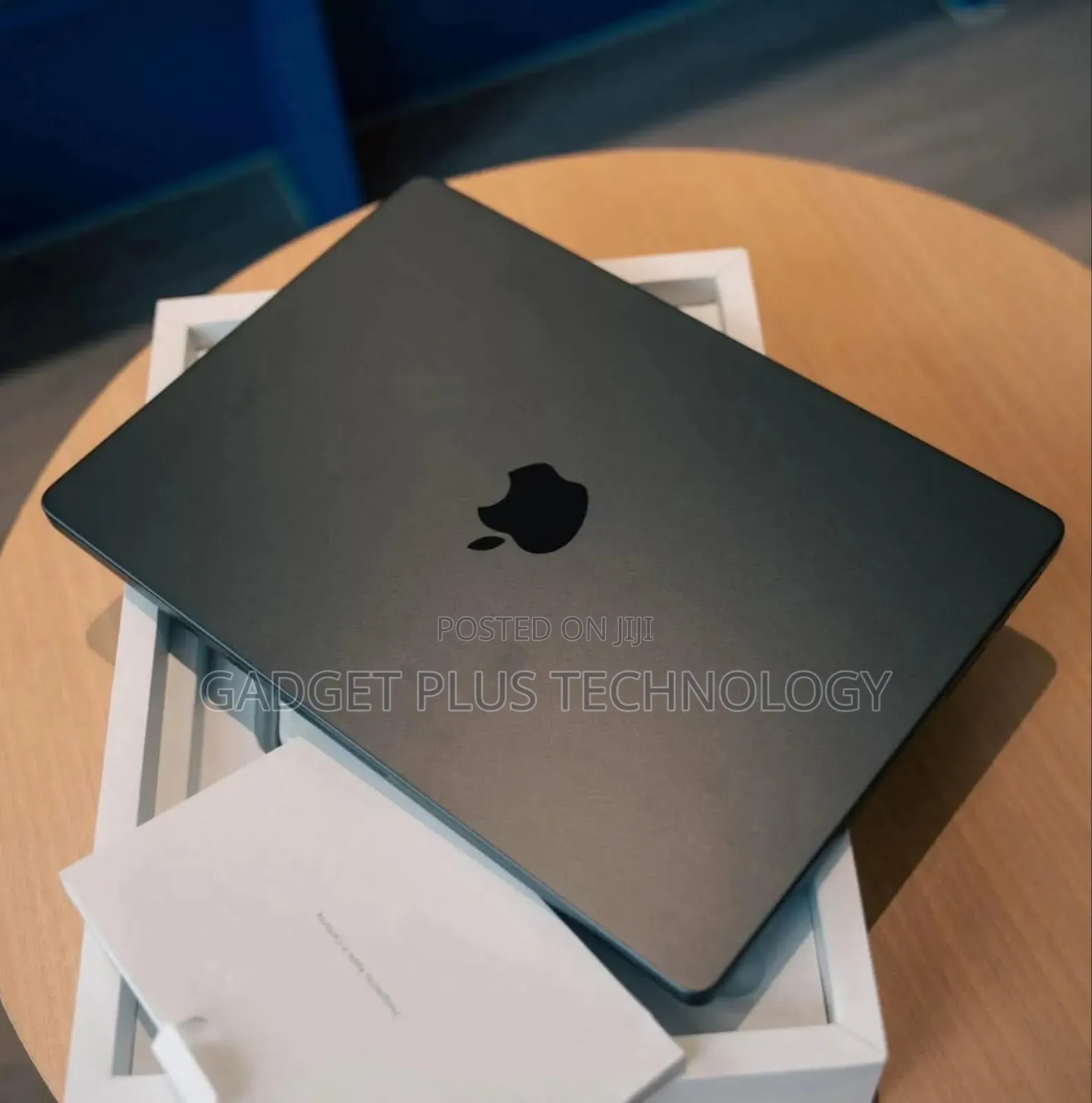 New Laptop Apple MacBook Air 2025 M4 13-inch 16GB Apple M4 SSD 256GB