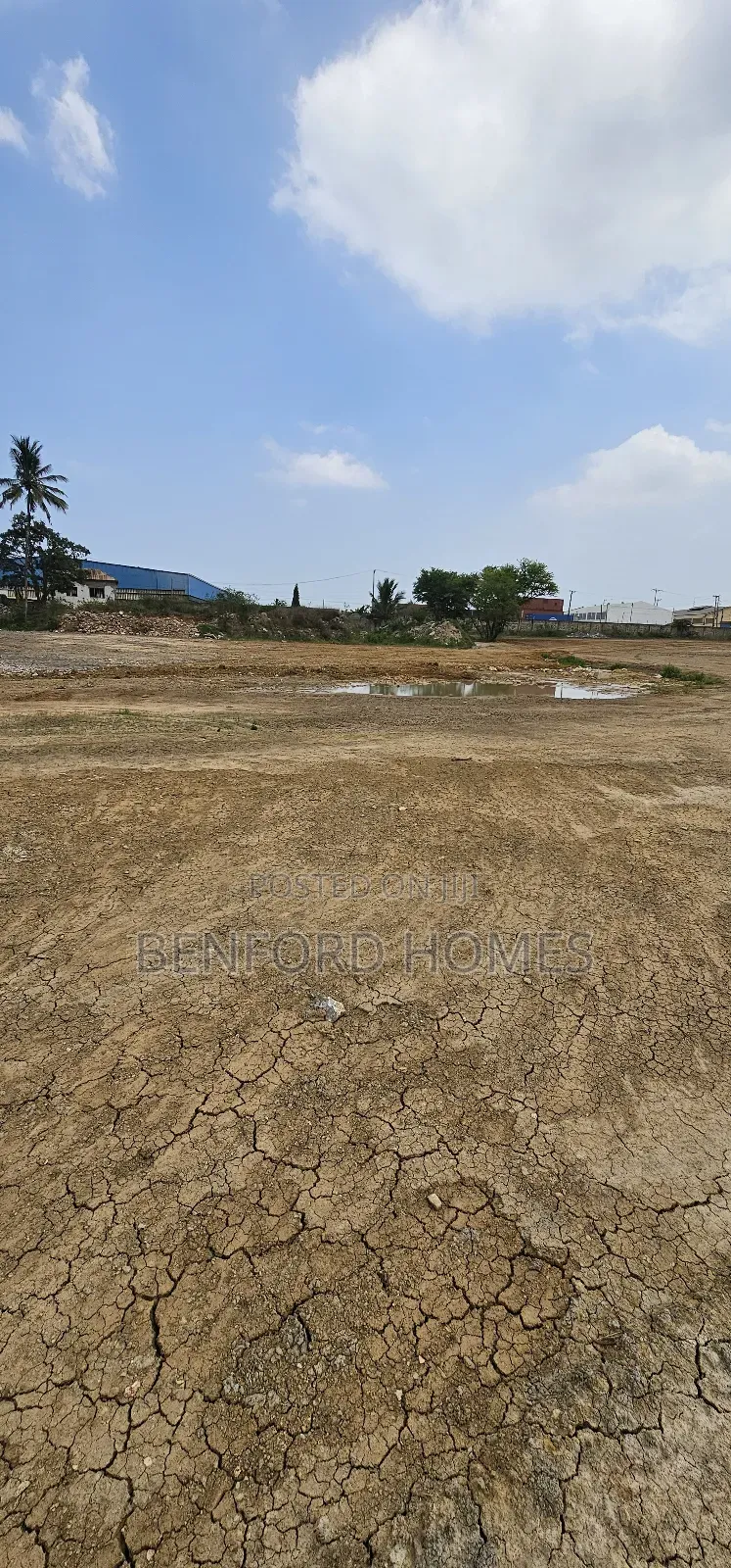 11 Acres Commercial Property on Sale Changamwe