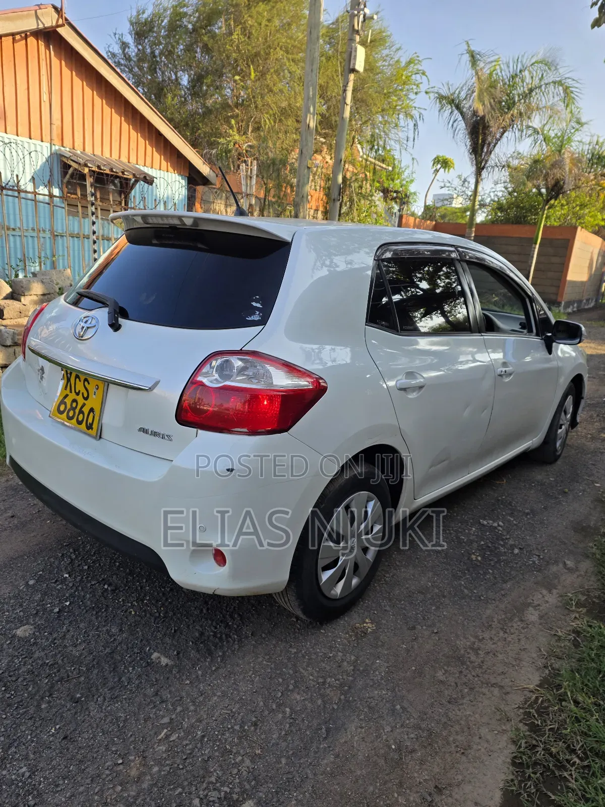 Toyota Auris 2011 Pearl