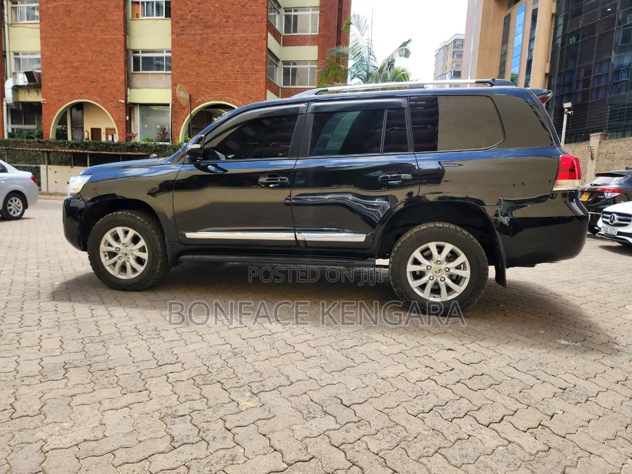 Toyota Land Cruiser 2014 Black