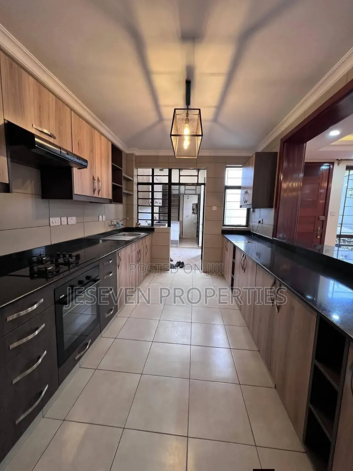 4bdrm Townhouse/Terrace in Syokimau, Mombasa Road for sale