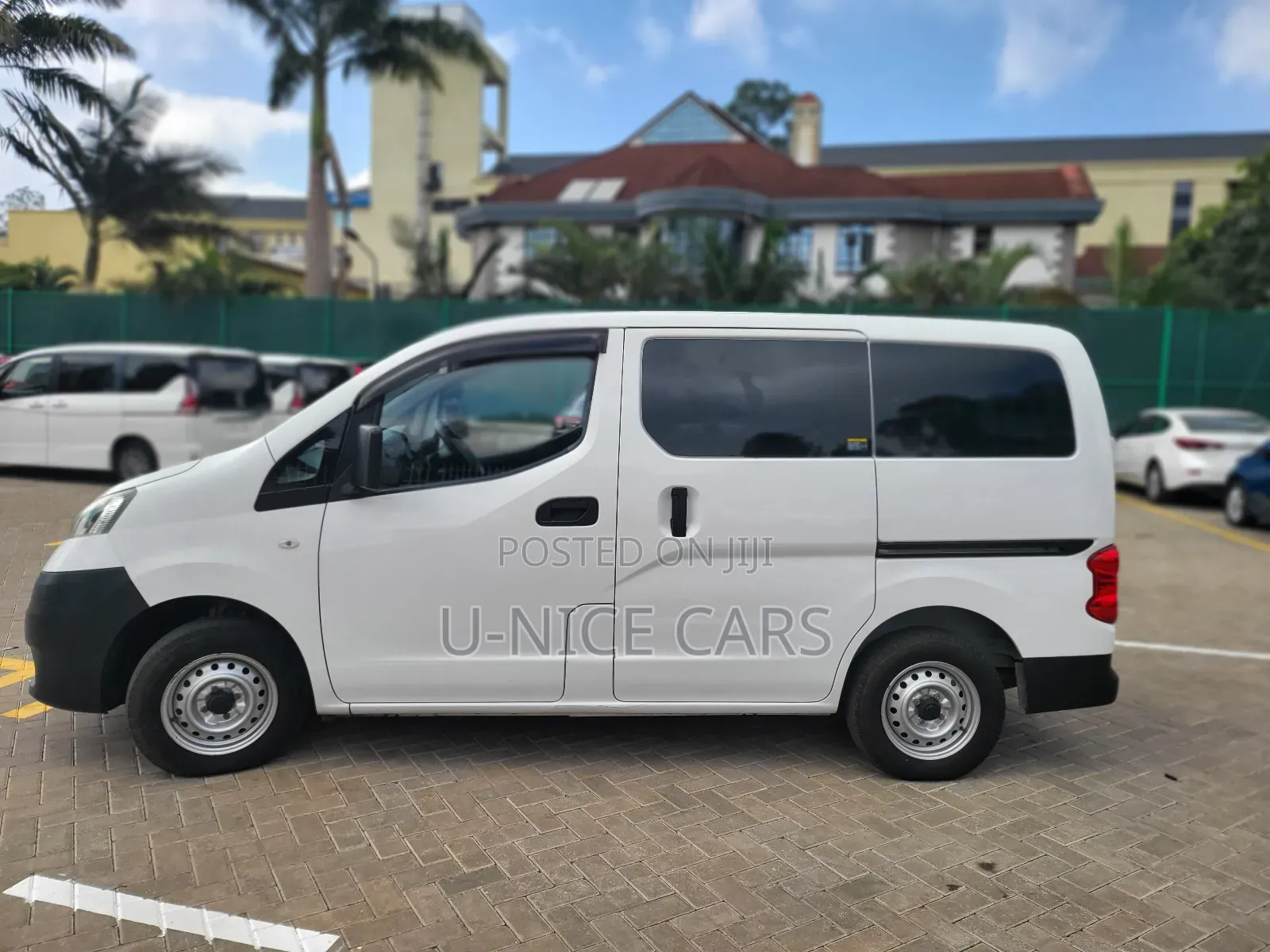 Nissan Vanette 2018 White