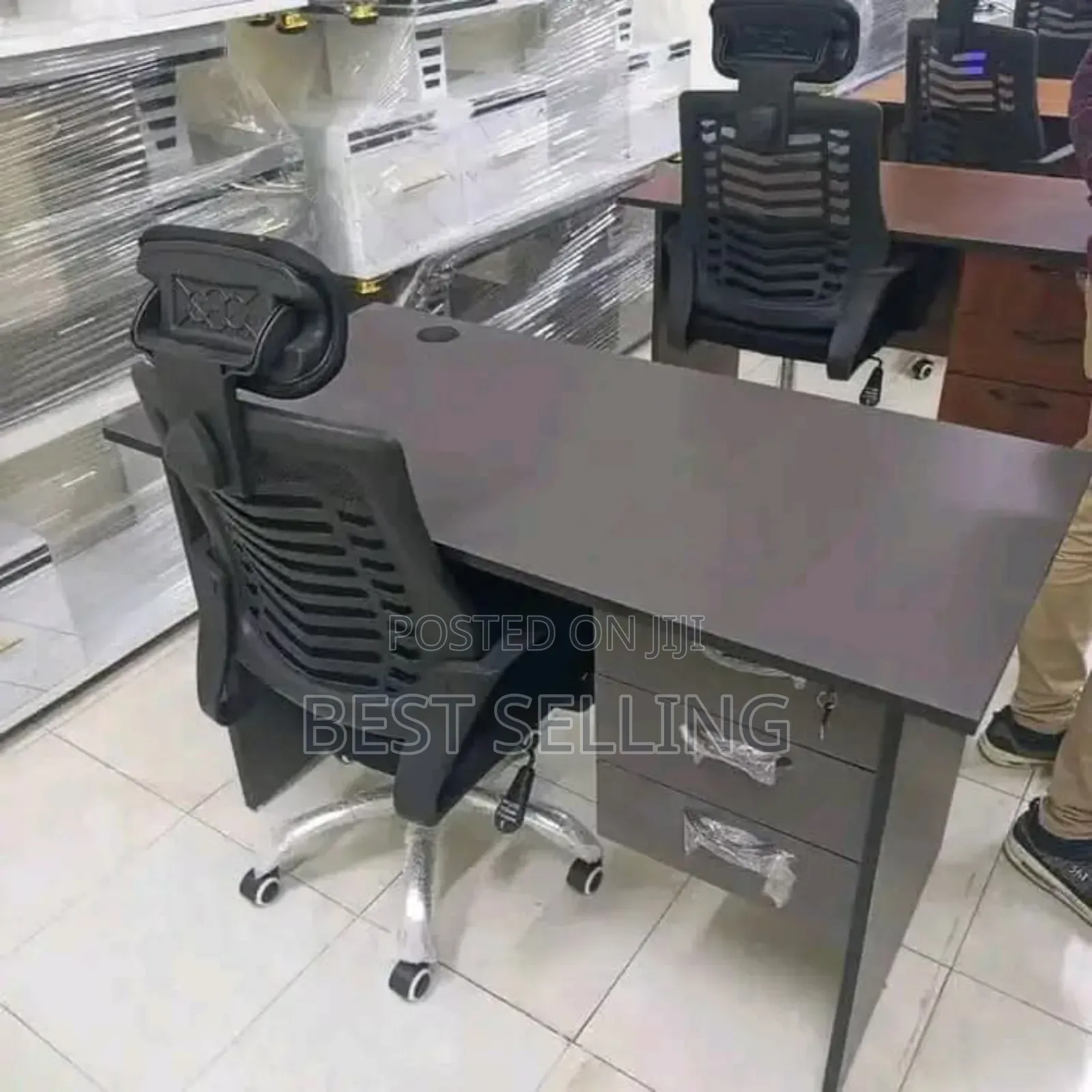 Grey Comforter Office Table and Headrest Chair