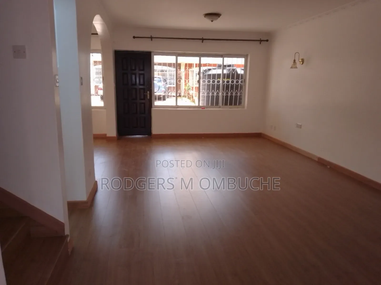 3bdrm Townhouse / Terrace in Raphta Road Area for rent