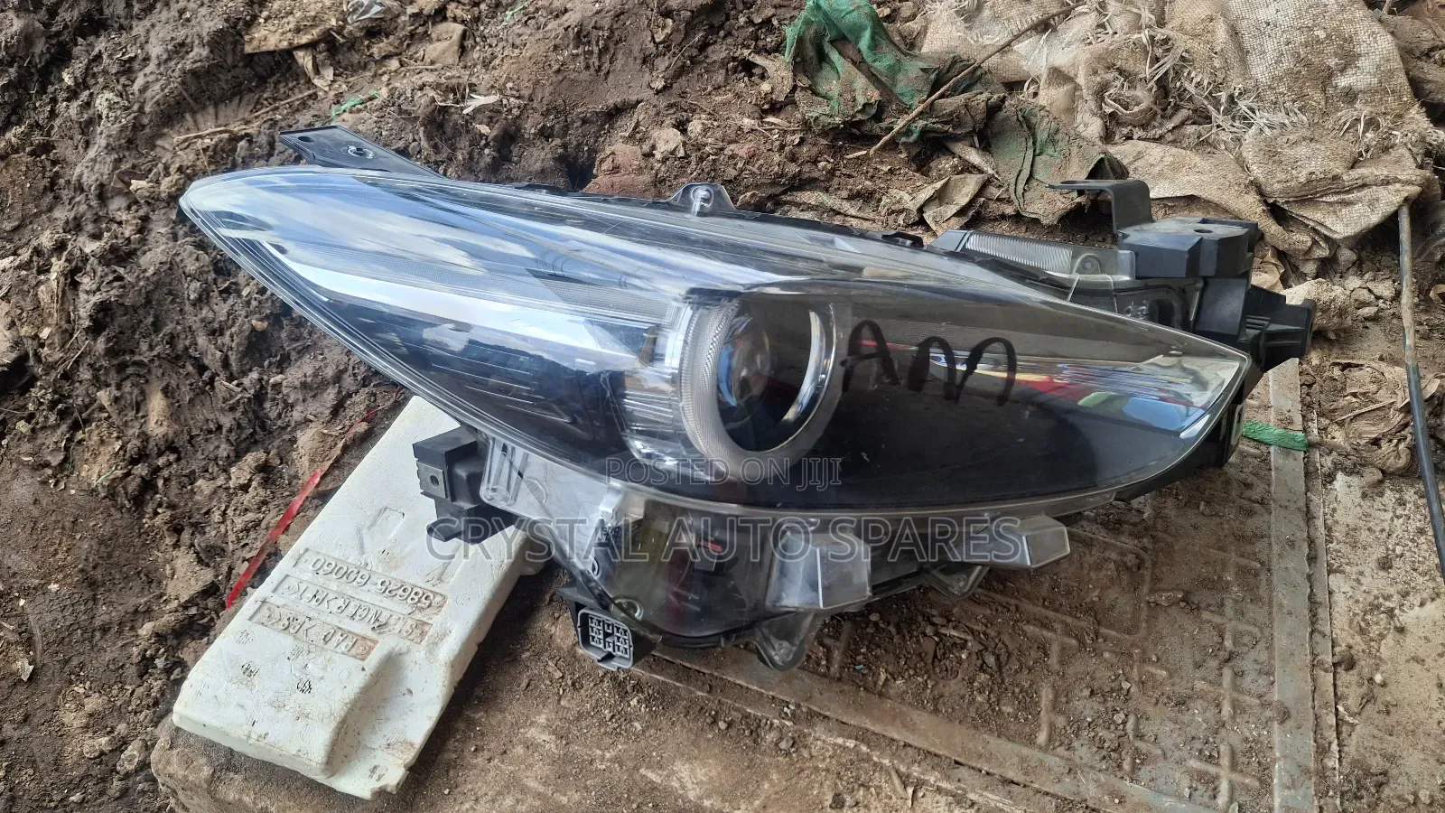 Axela Headlight (No.7)