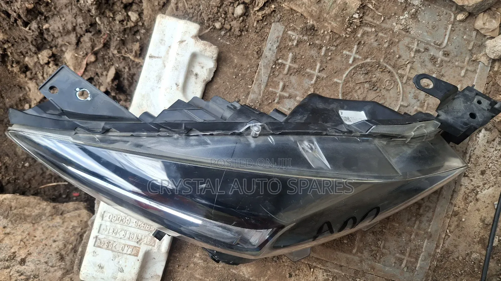 Axela Headlight (No.7)