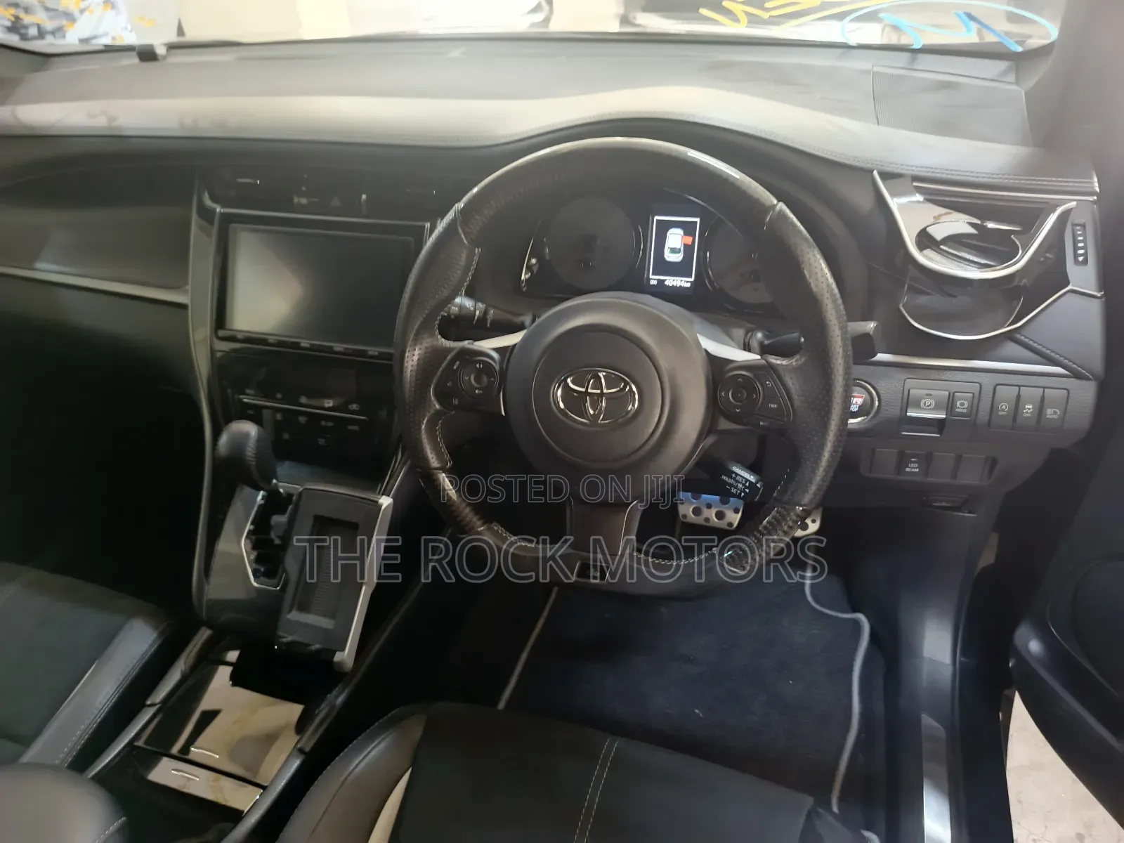 Toyota Harrier 2019 Black