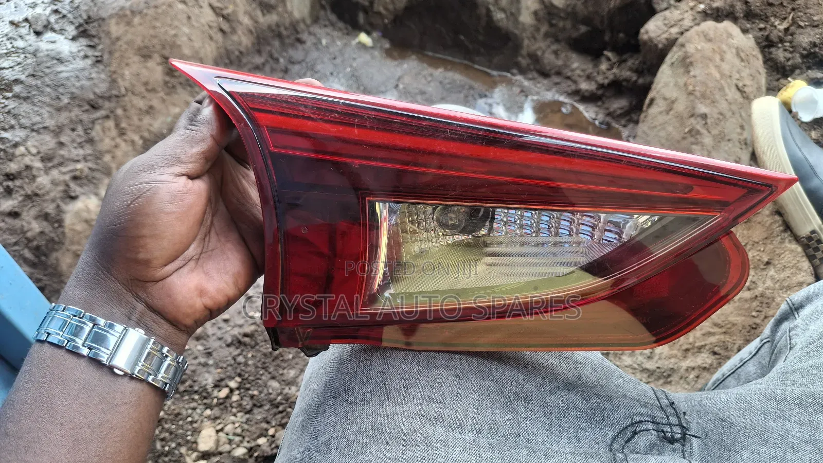 Mazda Axela Bootlight