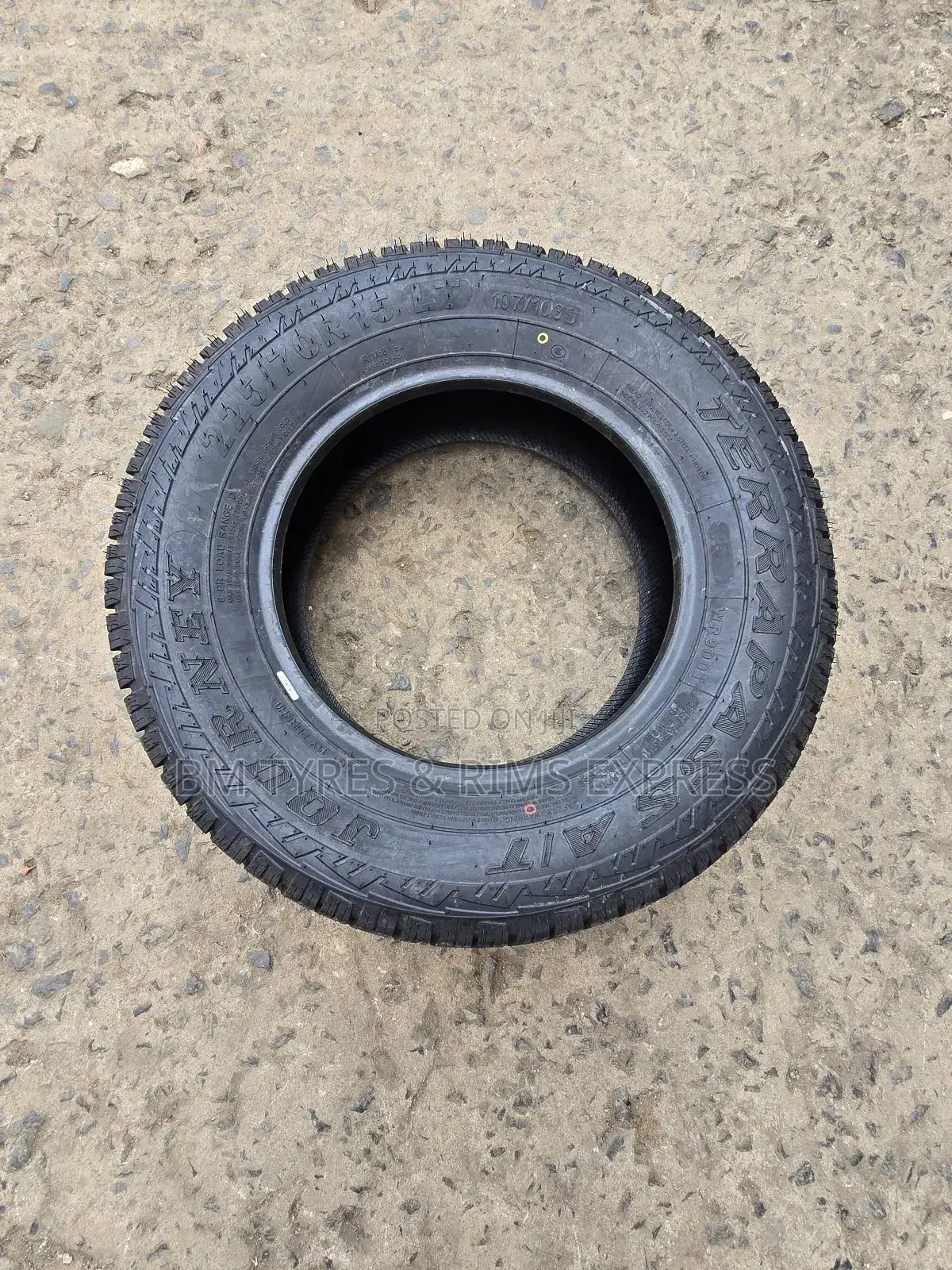 225 /70 R15 Journey Tyres (All Terrein) Commercial.