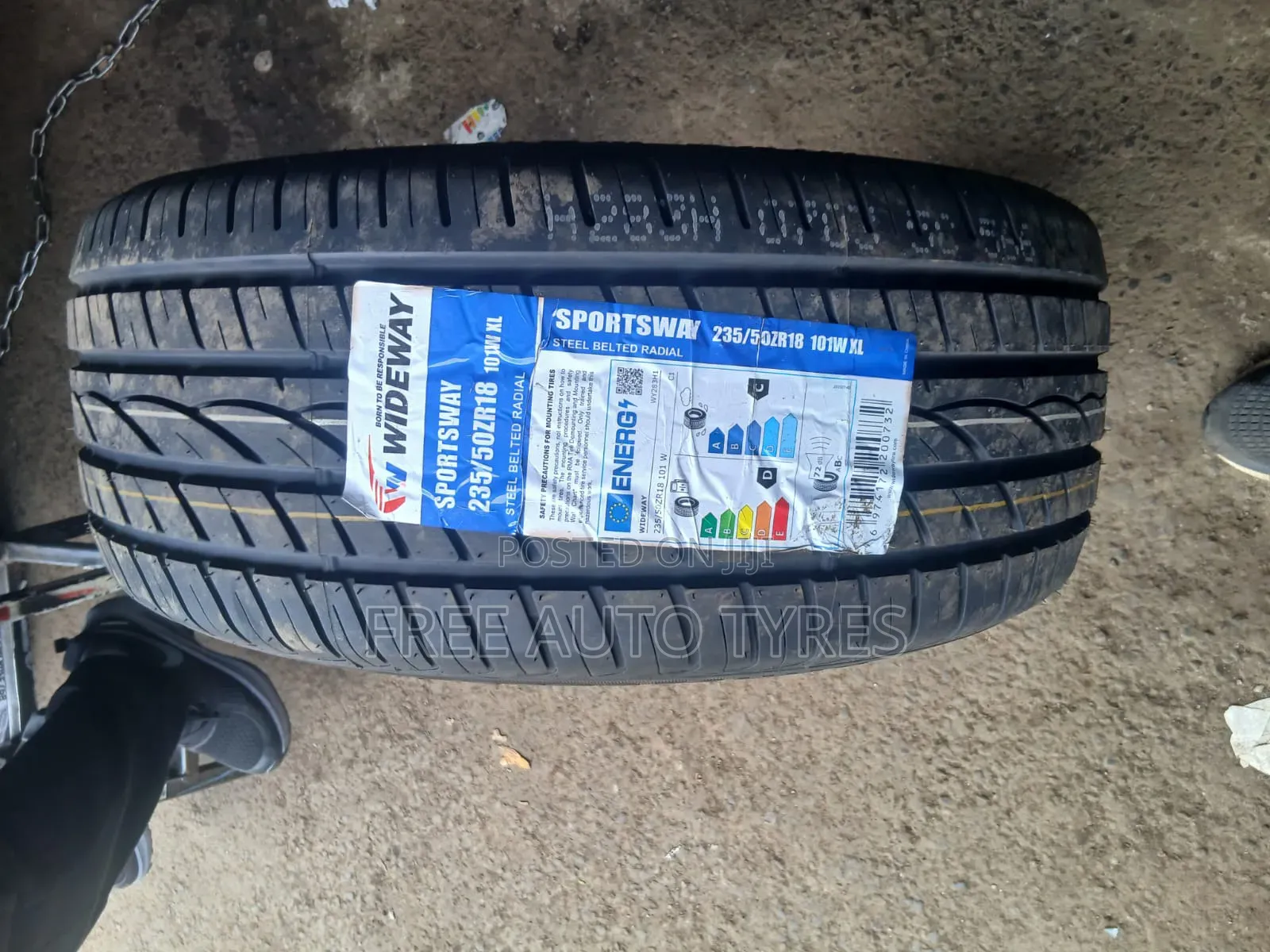 235/50zr18 Wideway