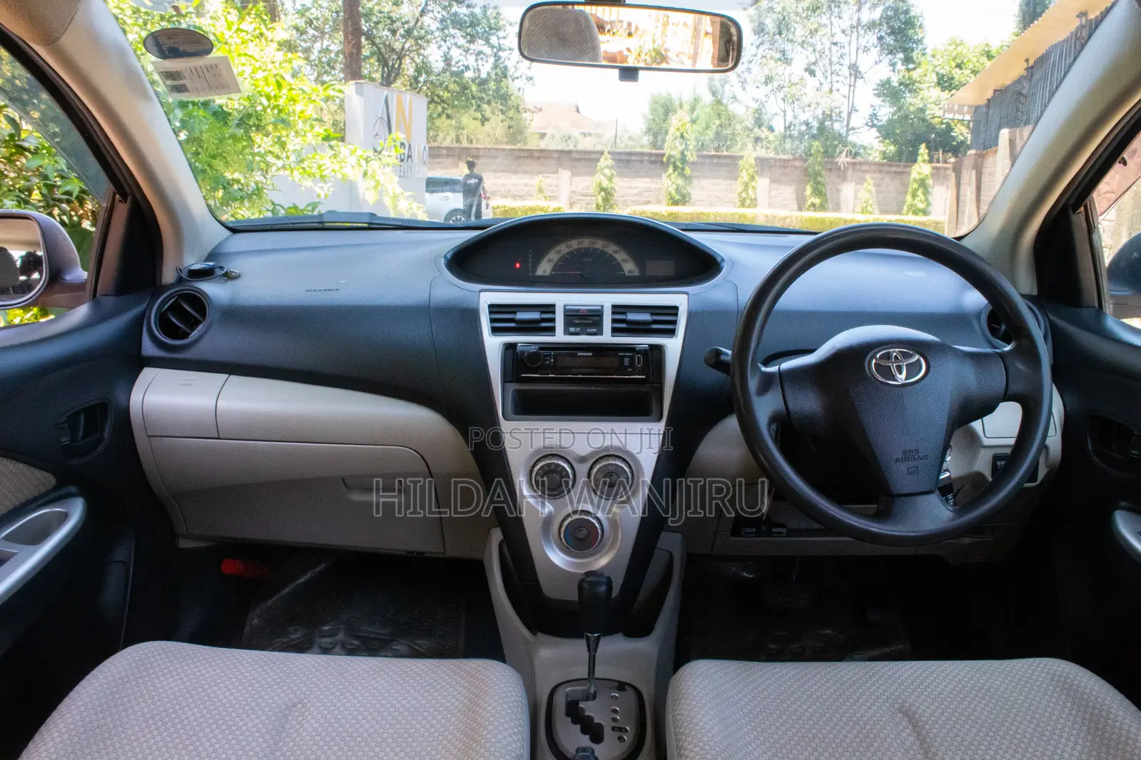 Toyota Belta 2009 Silver