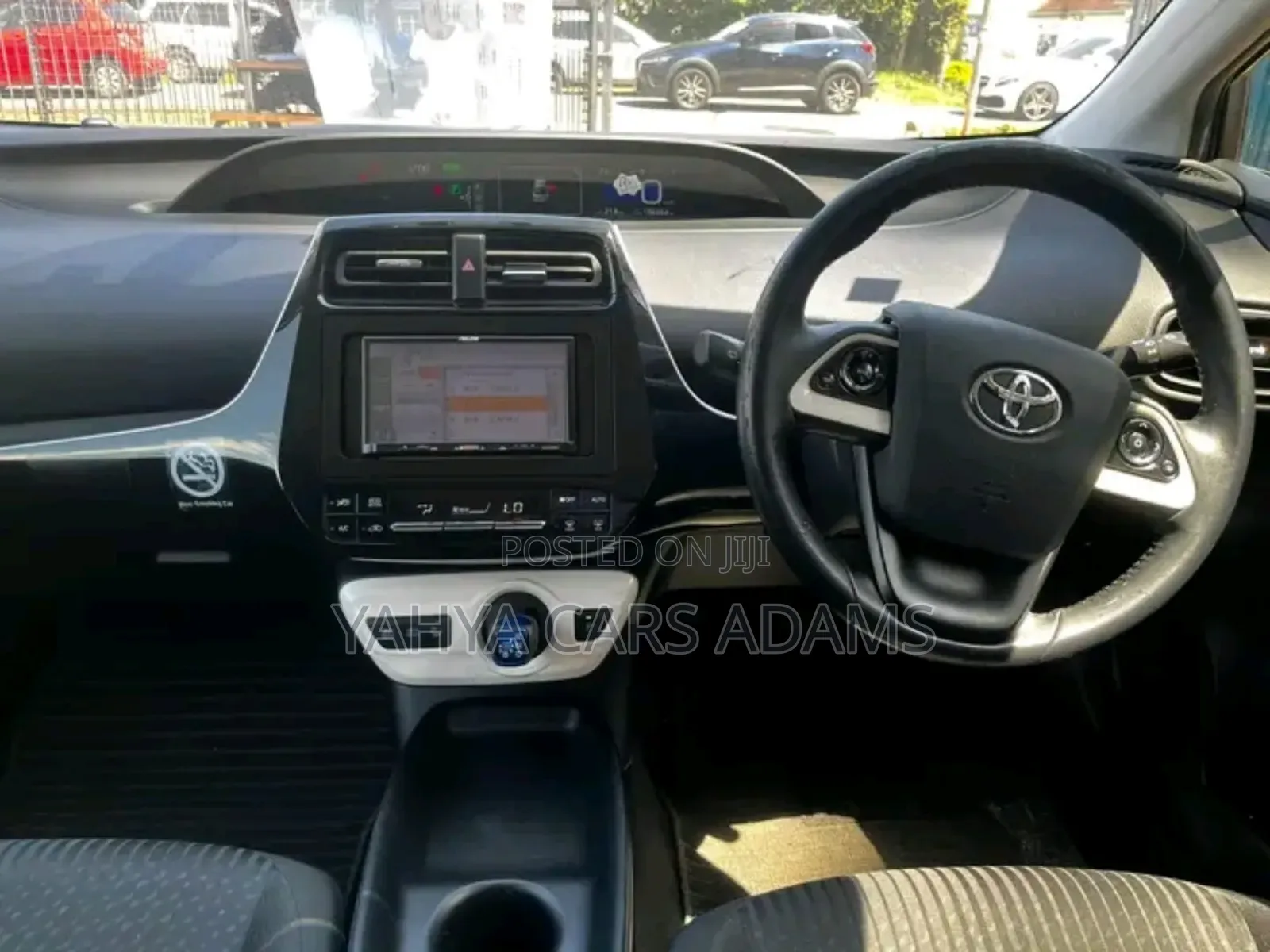 Toyota Prius 2018 White