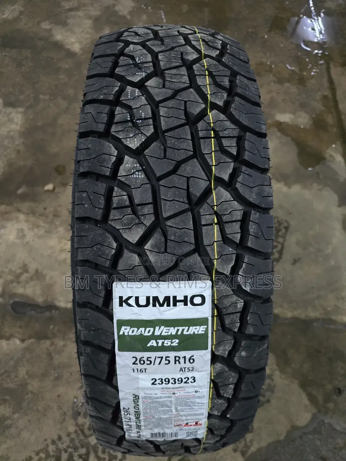 265 /75 R16 Khumo Tyres (All Terrein).