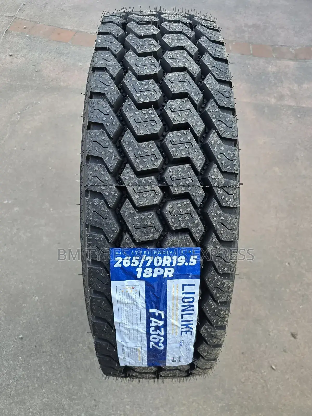 265/70 R19. 5 Lionlike Tyres (Diff)