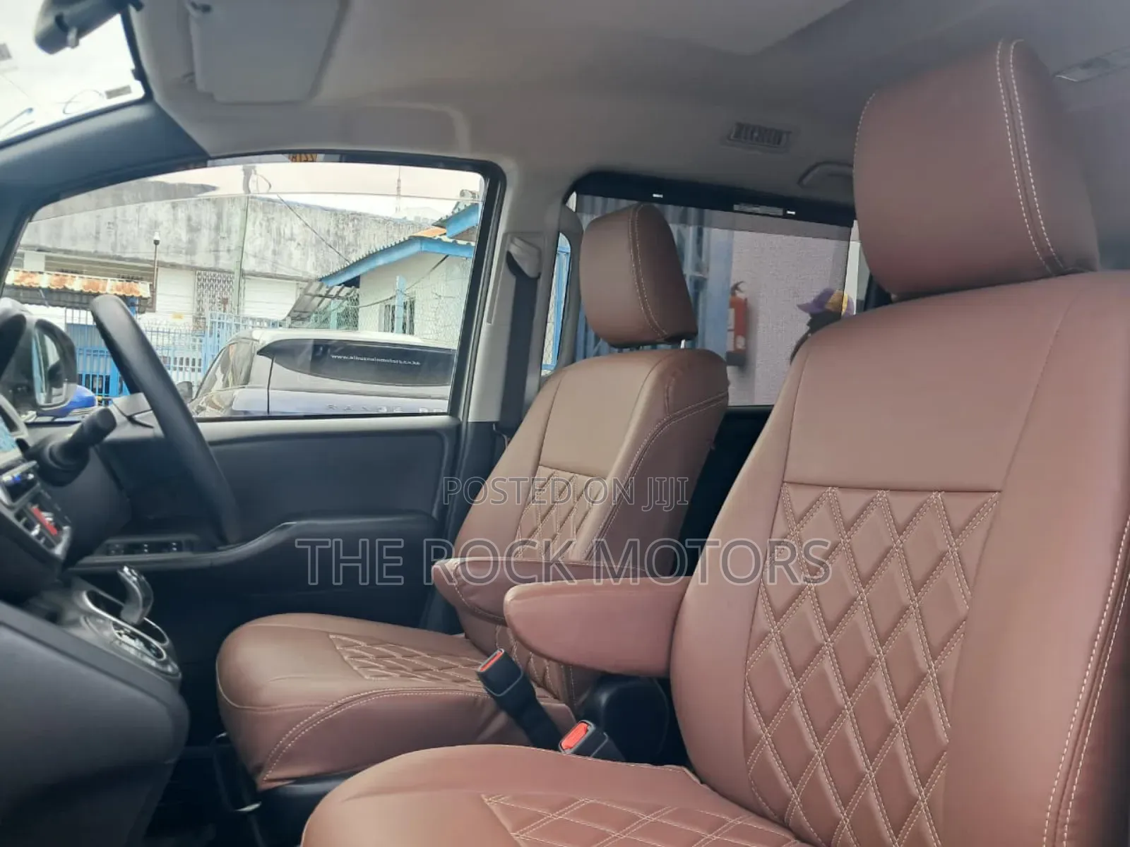 Toyota Noah 2020 Brown