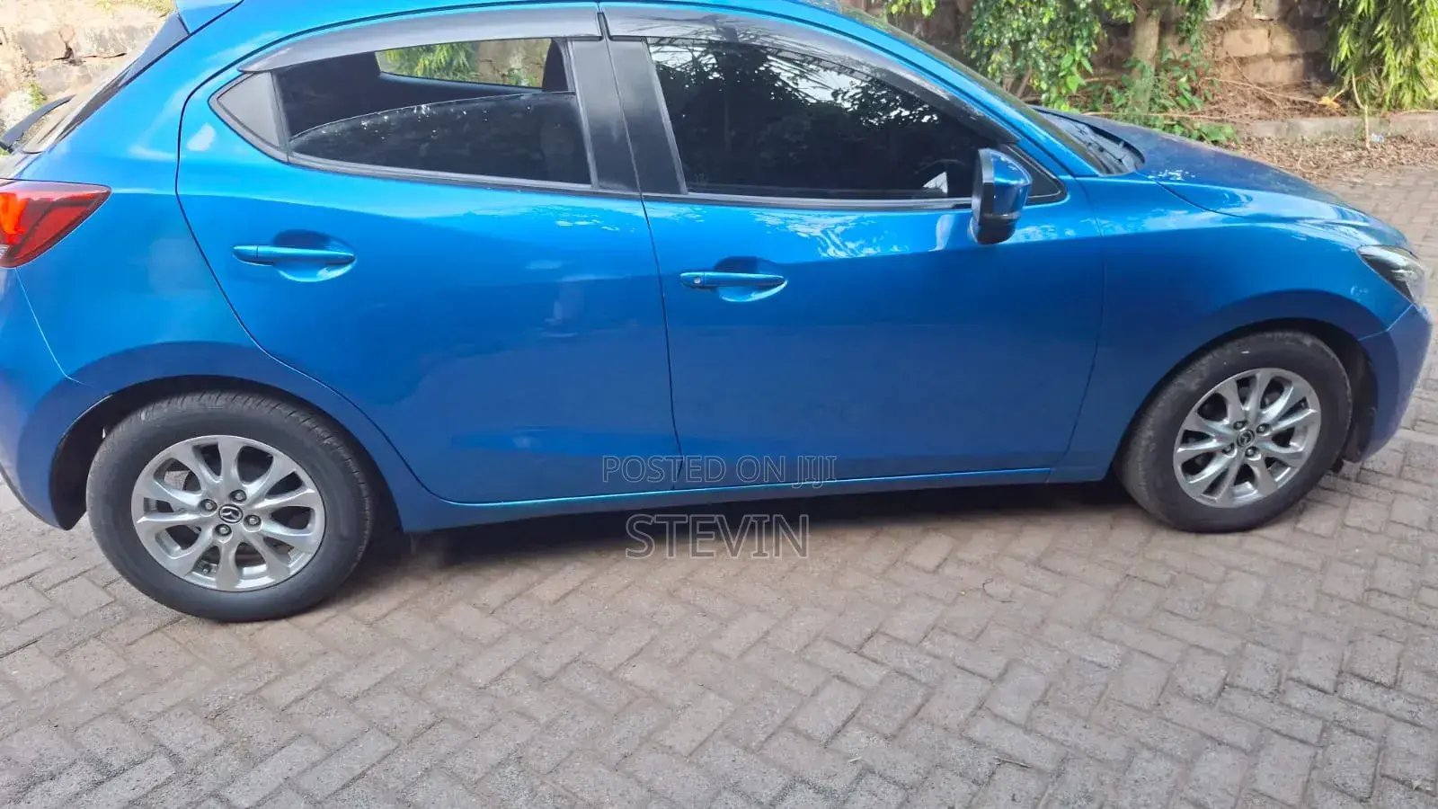 Mazda Demio 2018 Blue