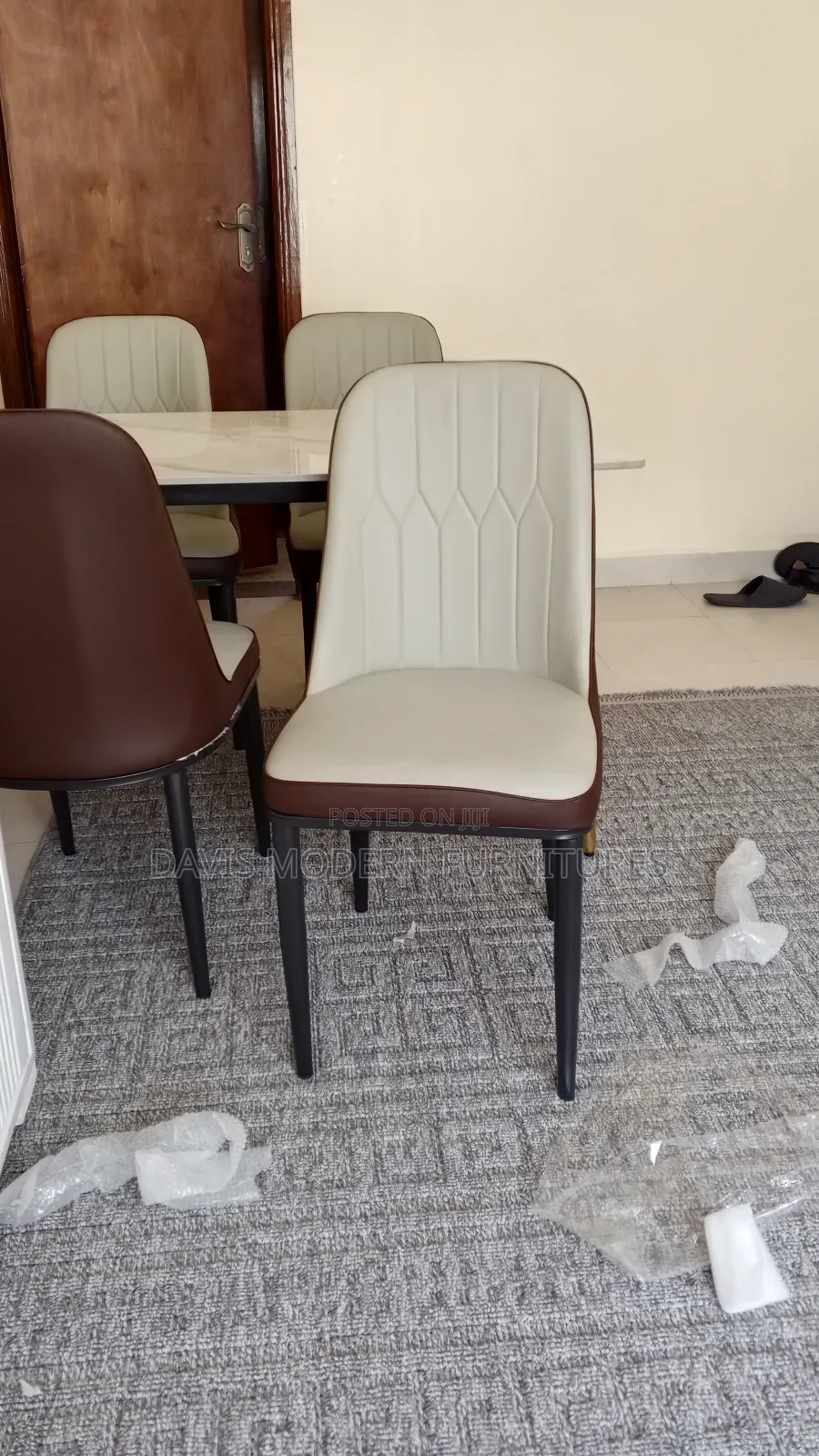 Draining Table With 4 Chairs