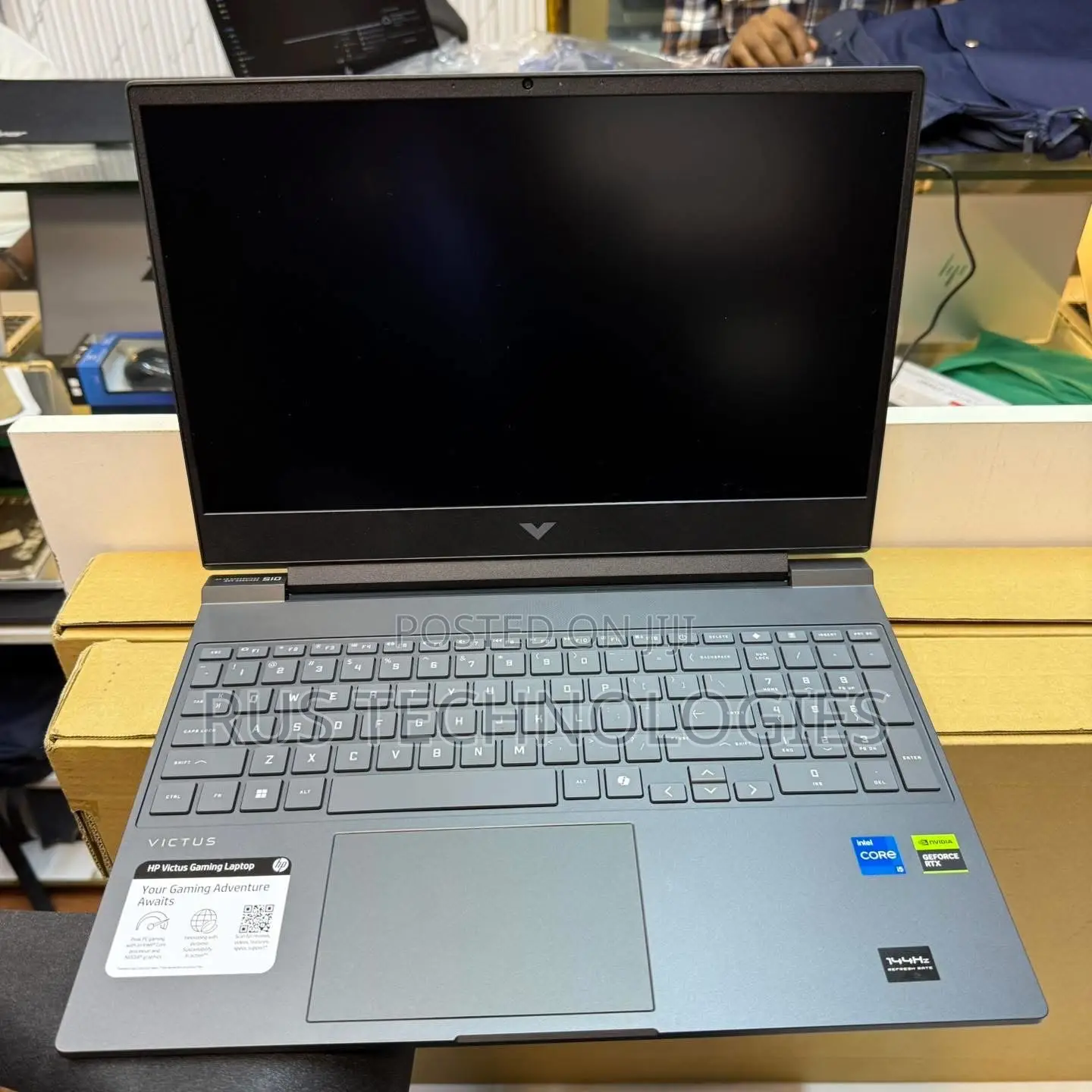 New Laptop HP Victus 16 16GB Intel Core i7 SSD 1T