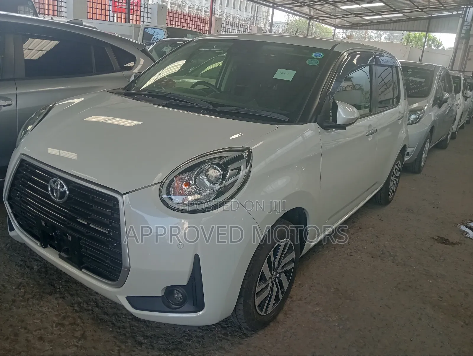 Toyota Passo 2019 White