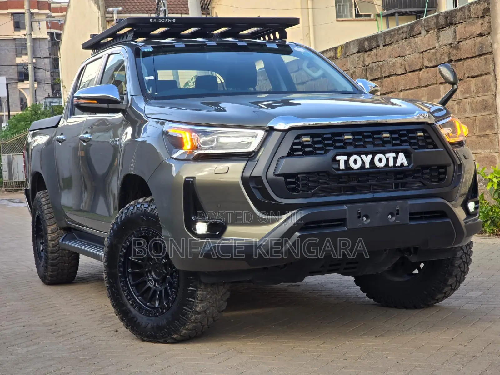 Toyota Hilux Revo Double Cab Deisel 2.4 AWD 2022 Green