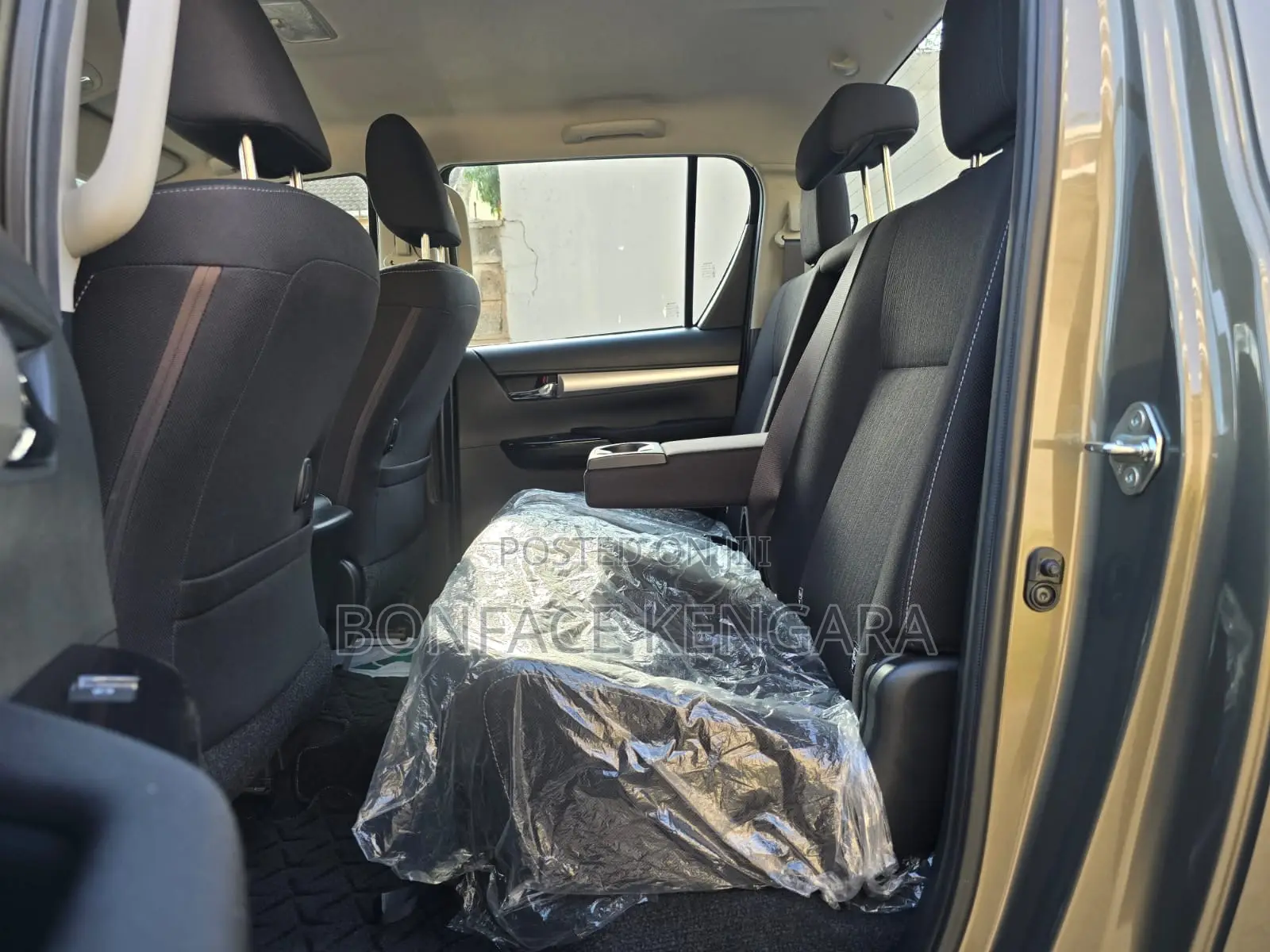 Toyota Hilux Revo Double Cab Deisel 2.4 AWD 2022 Green