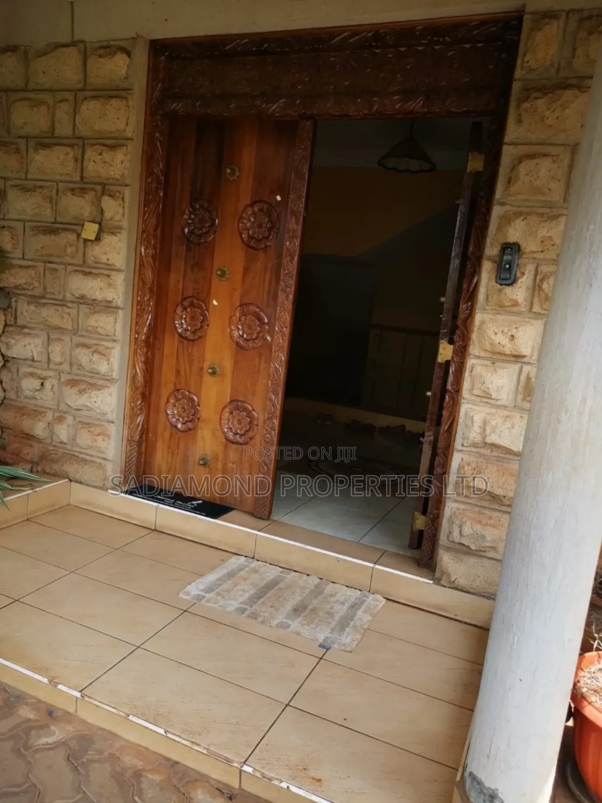 5bdrm Mansion in Muthangari for sale