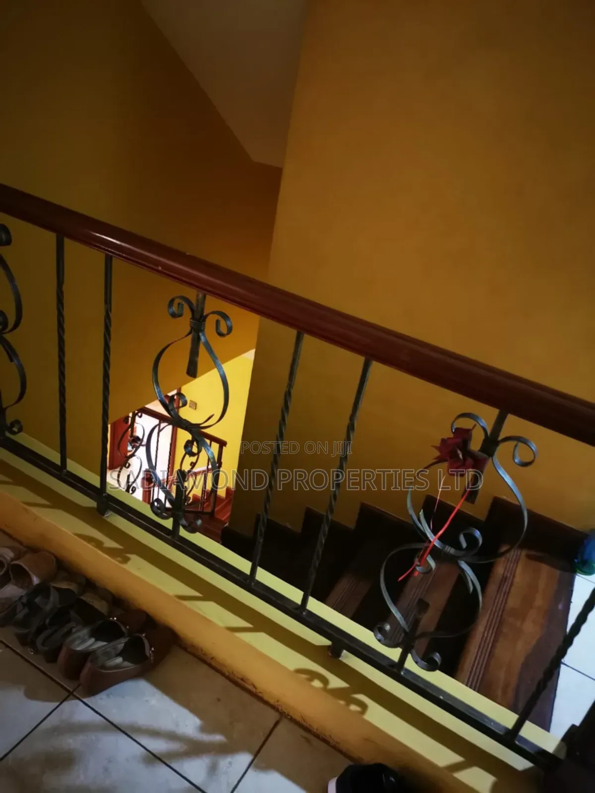 5bdrm Mansion in Muthangari for sale
