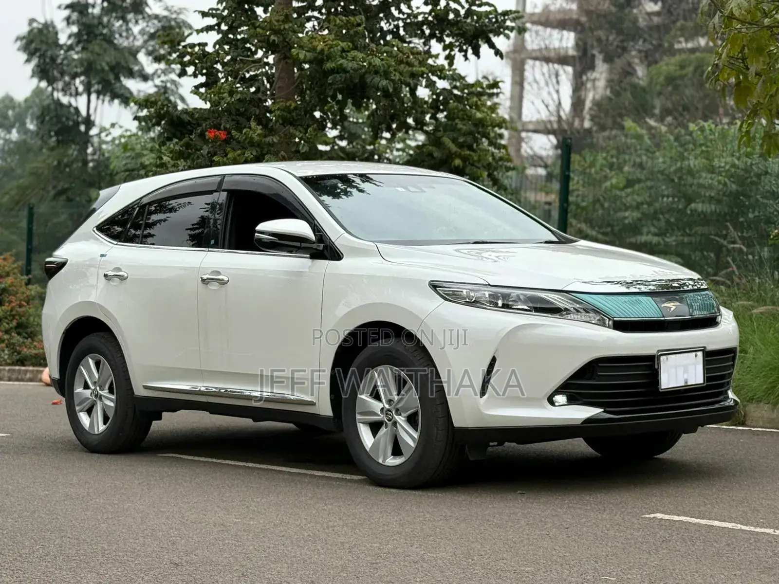 Toyota Harrier 2.0 Turbo 4WD 2018 White