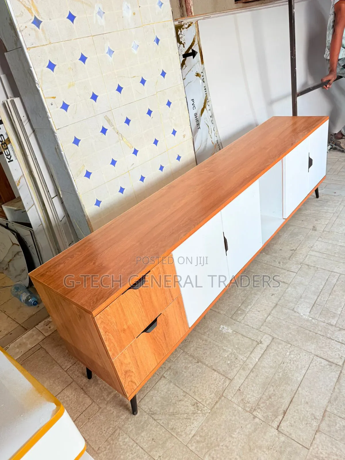 6 Fts Laminating Modern Executive Tv Stand